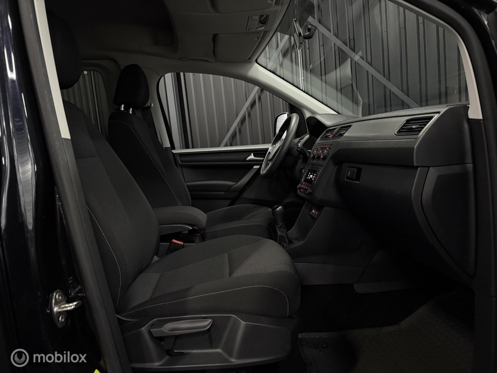 Foto van Volkswagen Caddy Combi