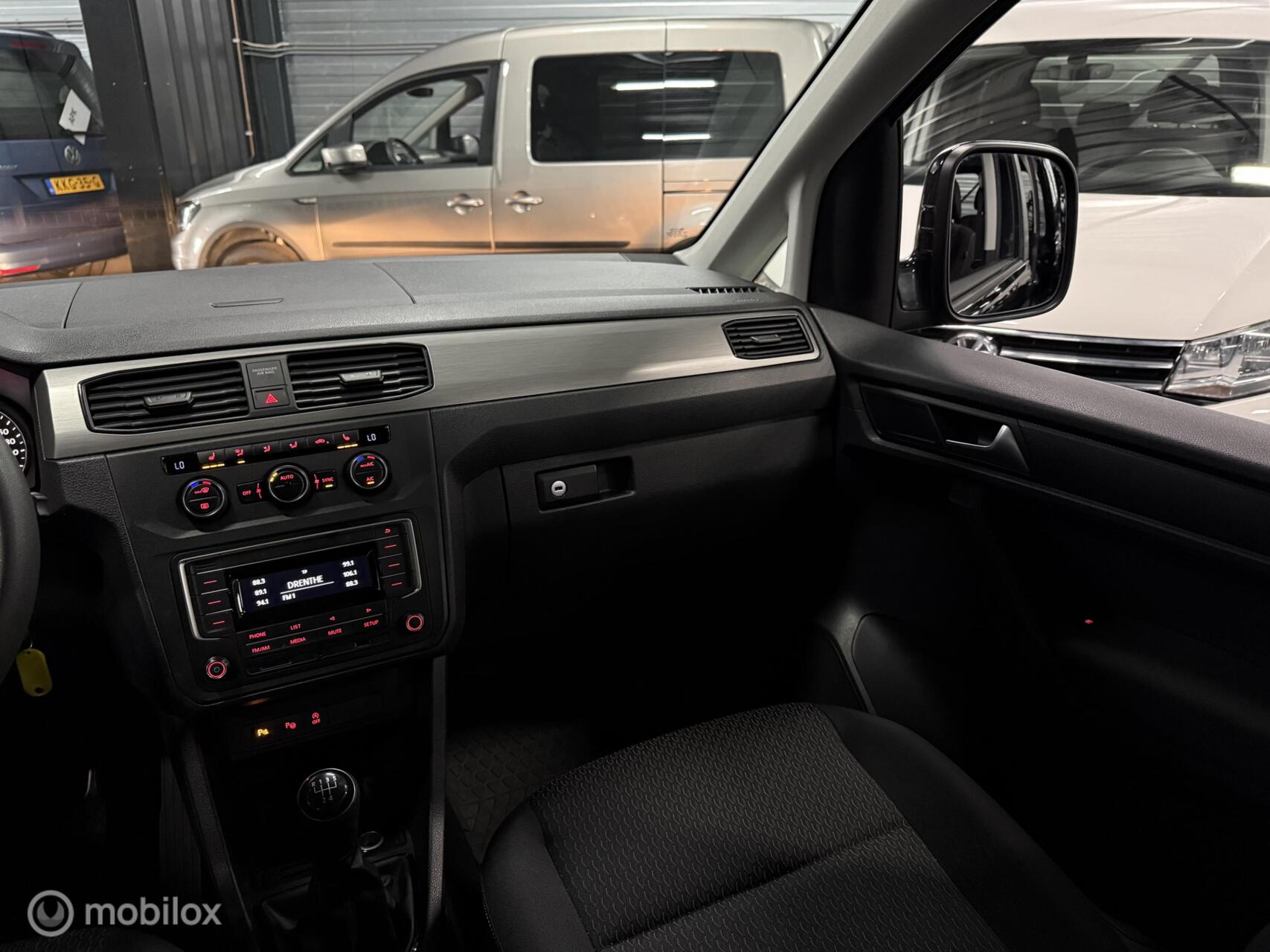 Foto van Volkswagen Caddy Combi