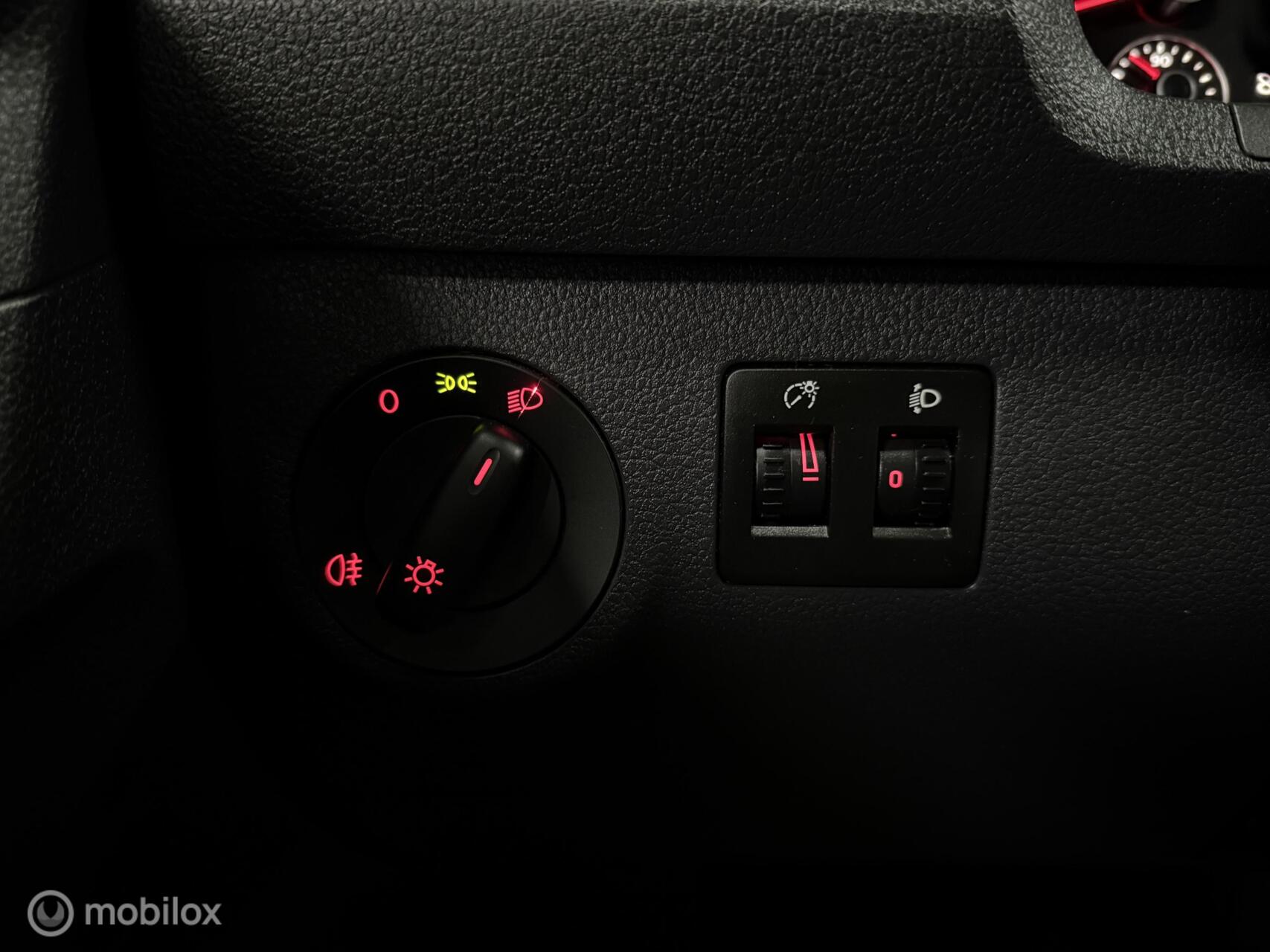 Foto van Volkswagen Caddy Combi