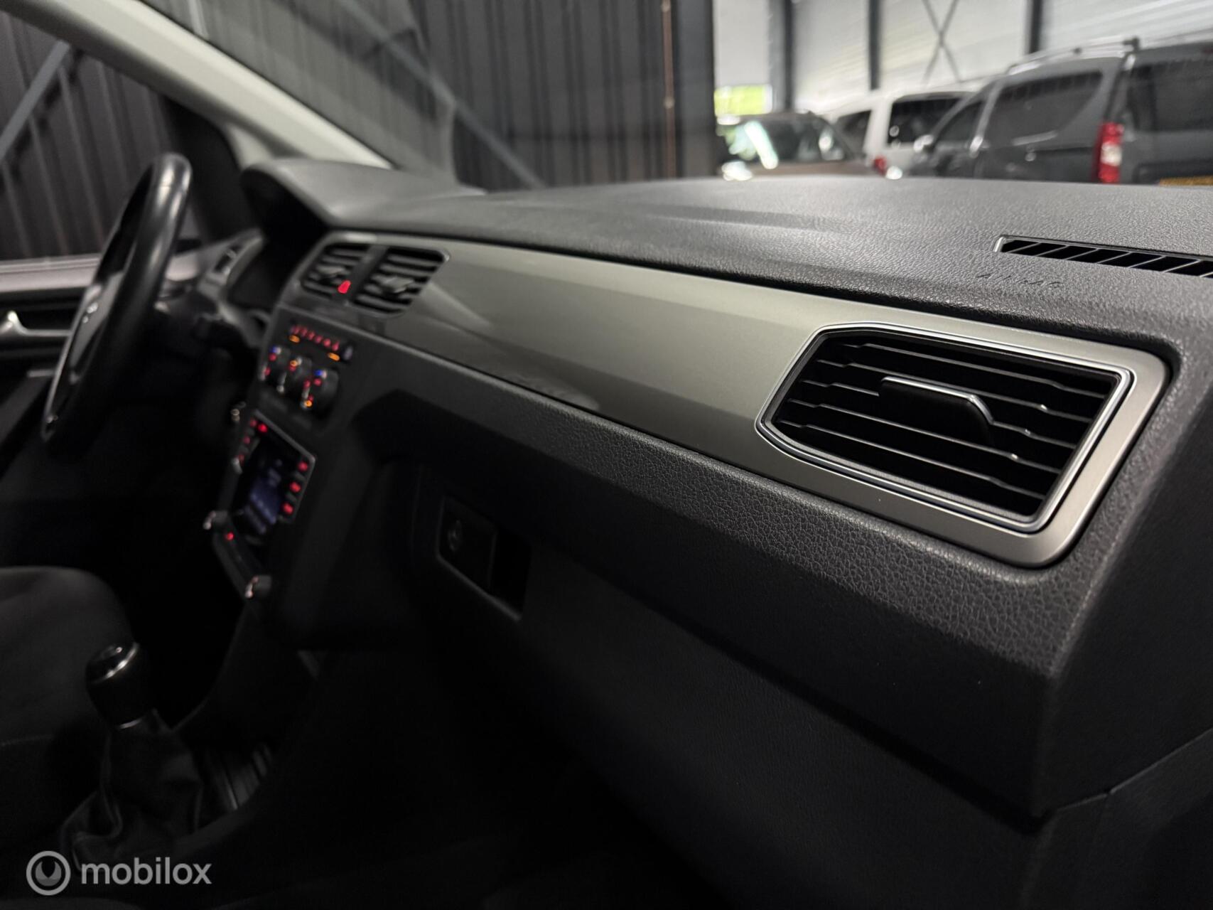 Foto van Volkswagen Caddy Combi