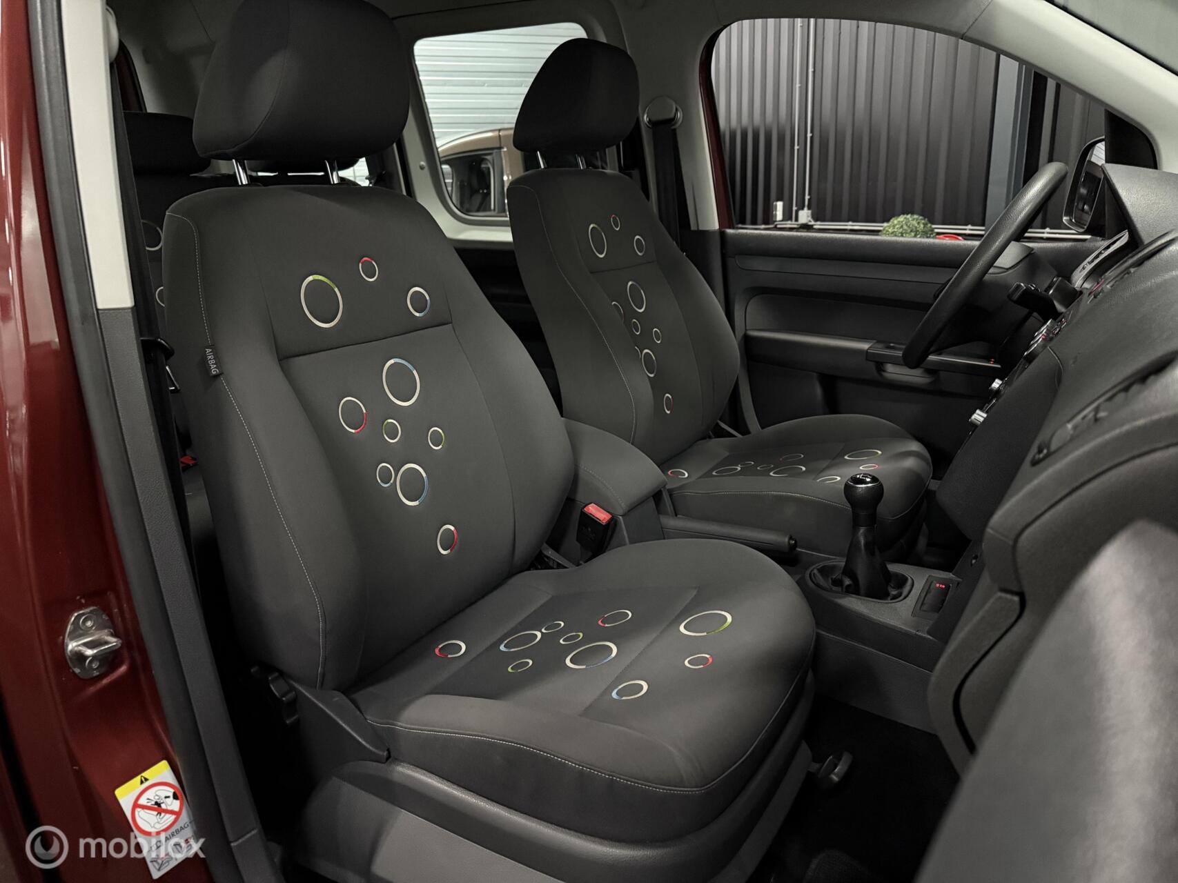 Foto van Volkswagen Caddy Combi