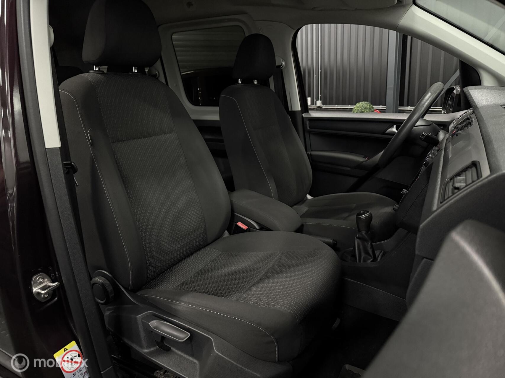 Foto van Volkswagen Caddy Combi