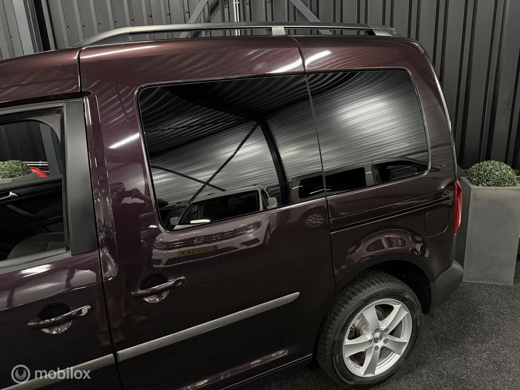 Foto van Volkswagen Caddy Combi