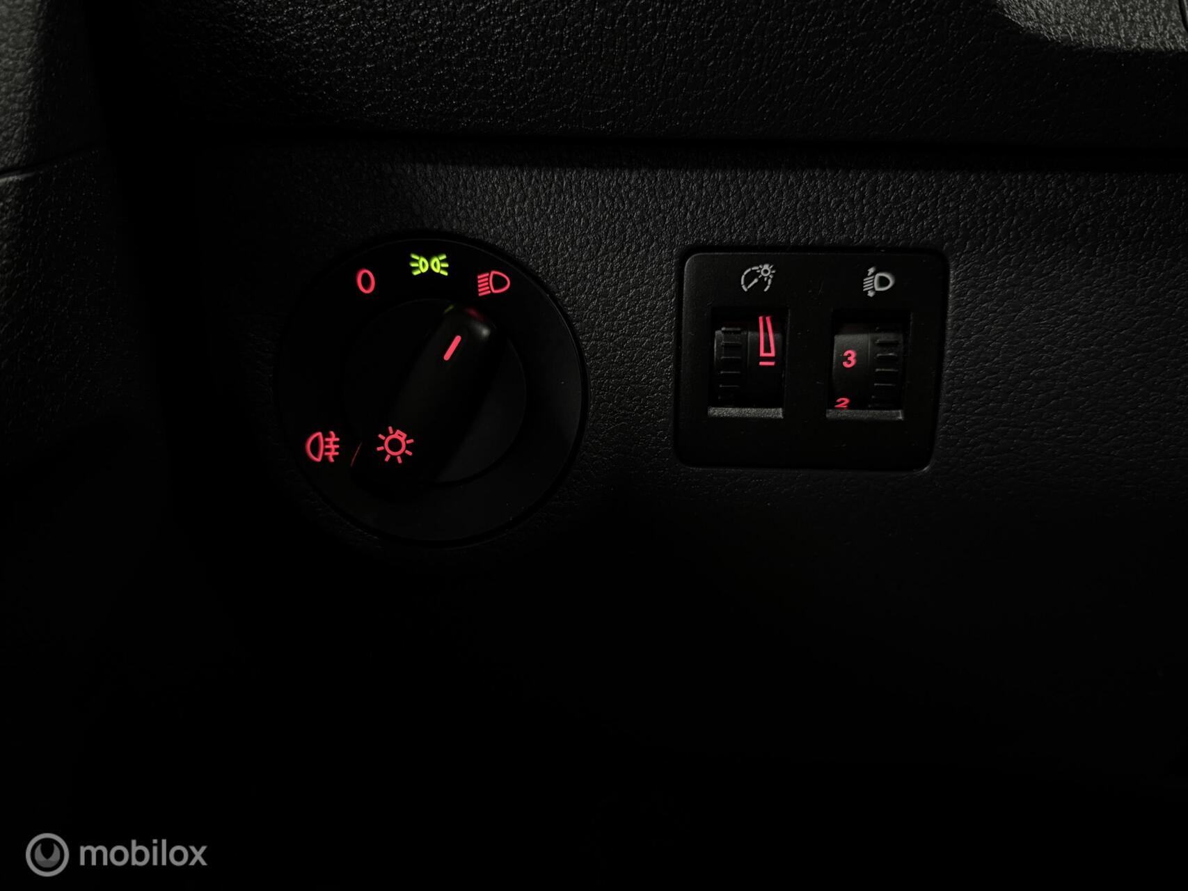 Foto van Volkswagen Caddy Combi
