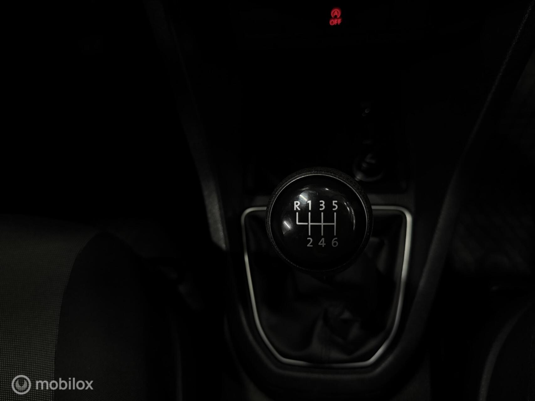 Foto van Volkswagen Caddy Combi