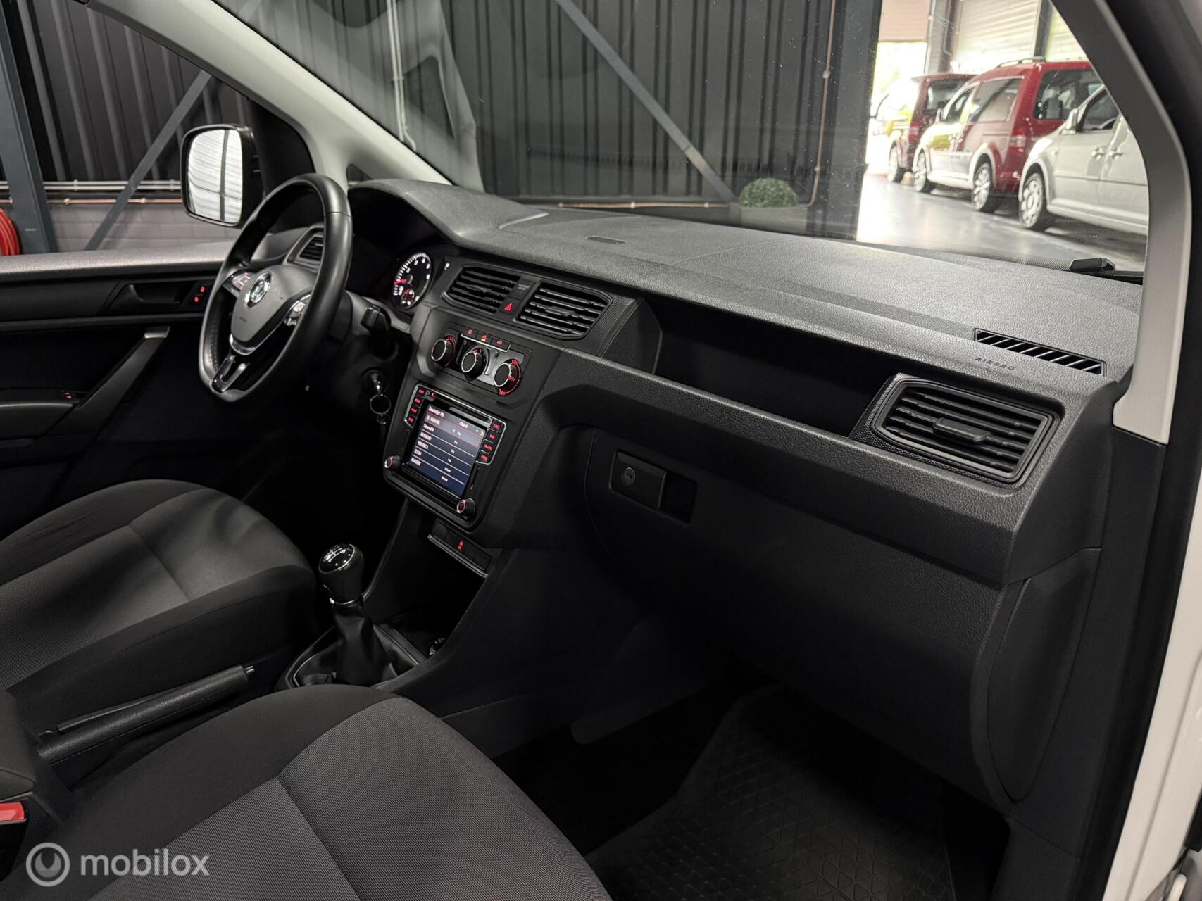 Foto van Volkswagen Caddy Combi