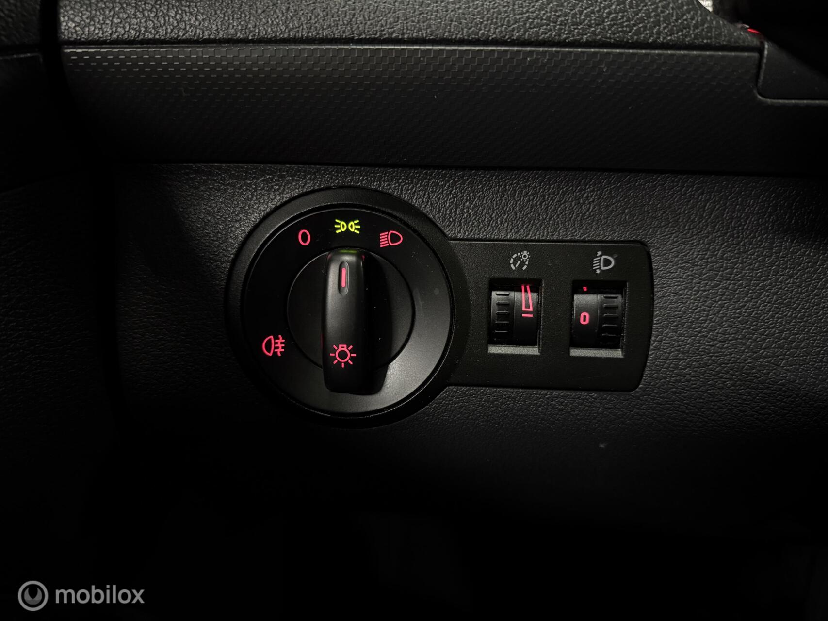 Foto van Volkswagen Caddy Combi