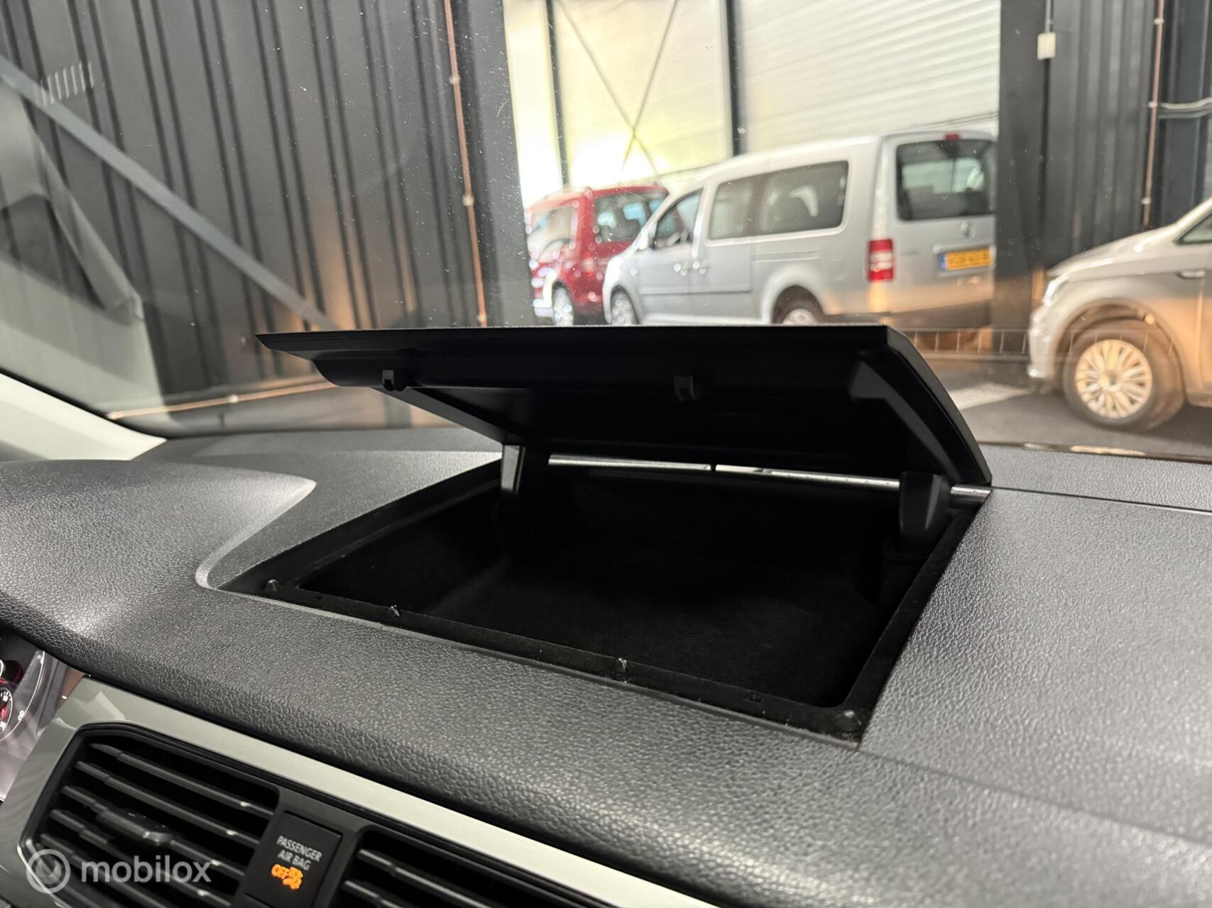 Foto van Volkswagen Caddy Maxi