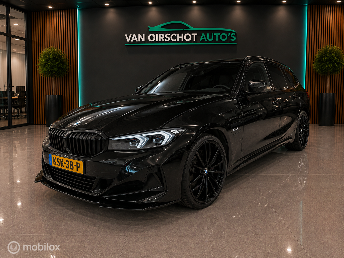 BMW 3-serie Touring 320e 2023 2023 - voorkant