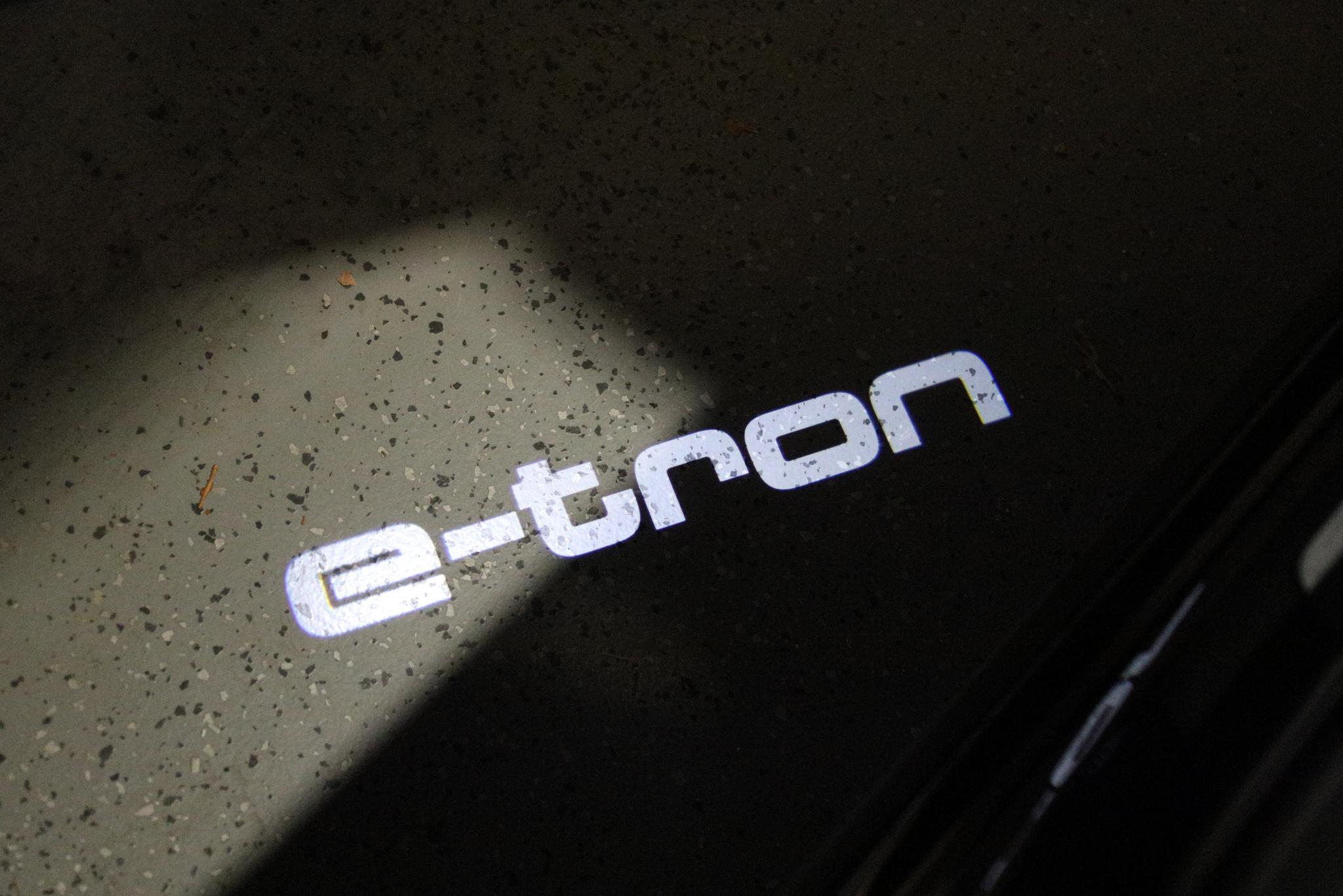 Foto van Audi Q8 Sportback E-tron