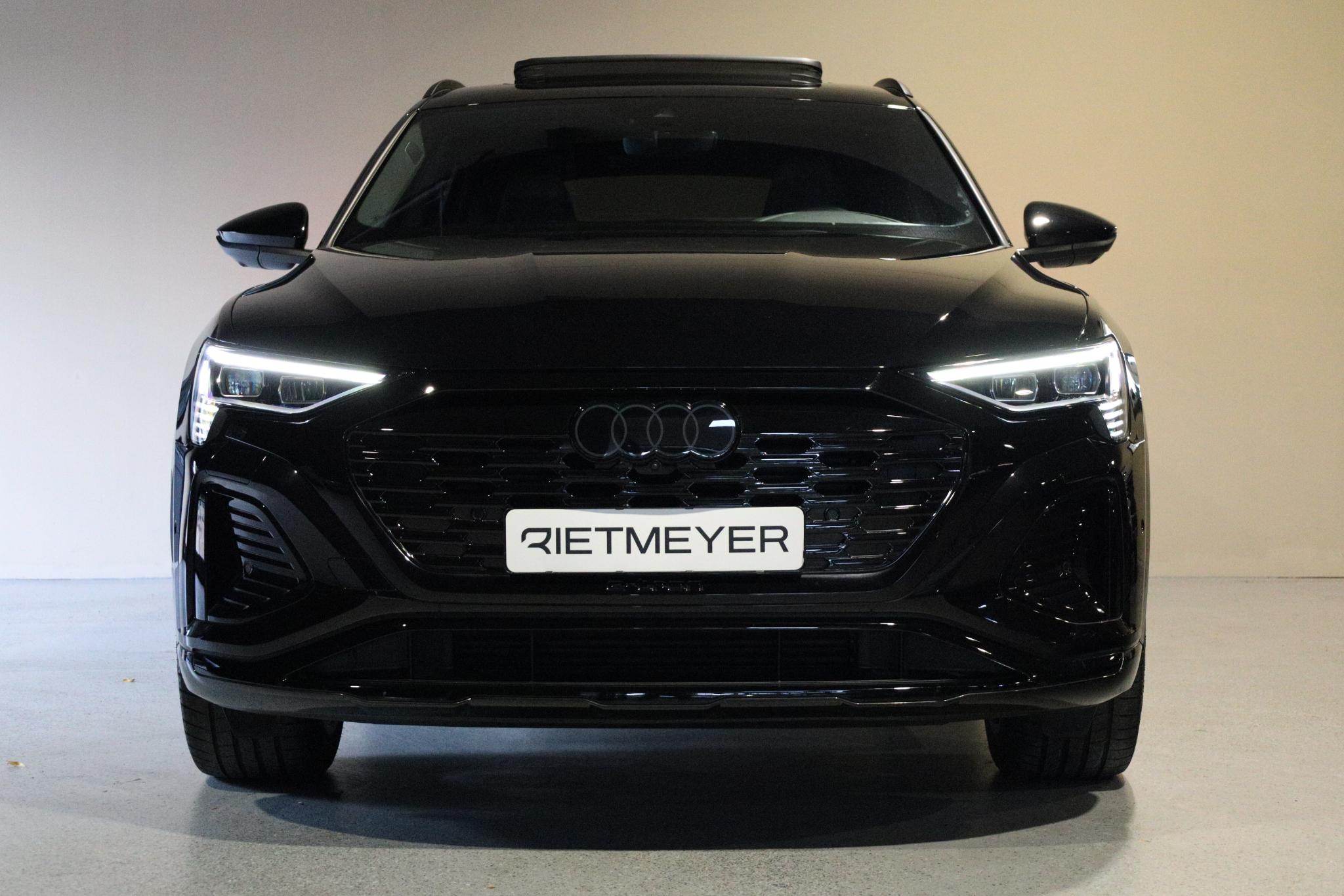 Foto van Audi Q8 Sportback E-tron