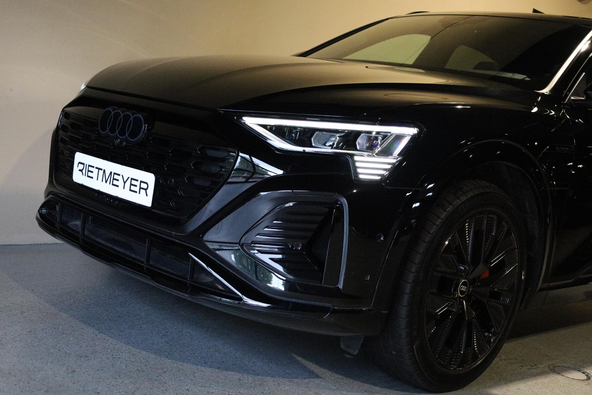 Foto van Audi Q8 Sportback E-tron