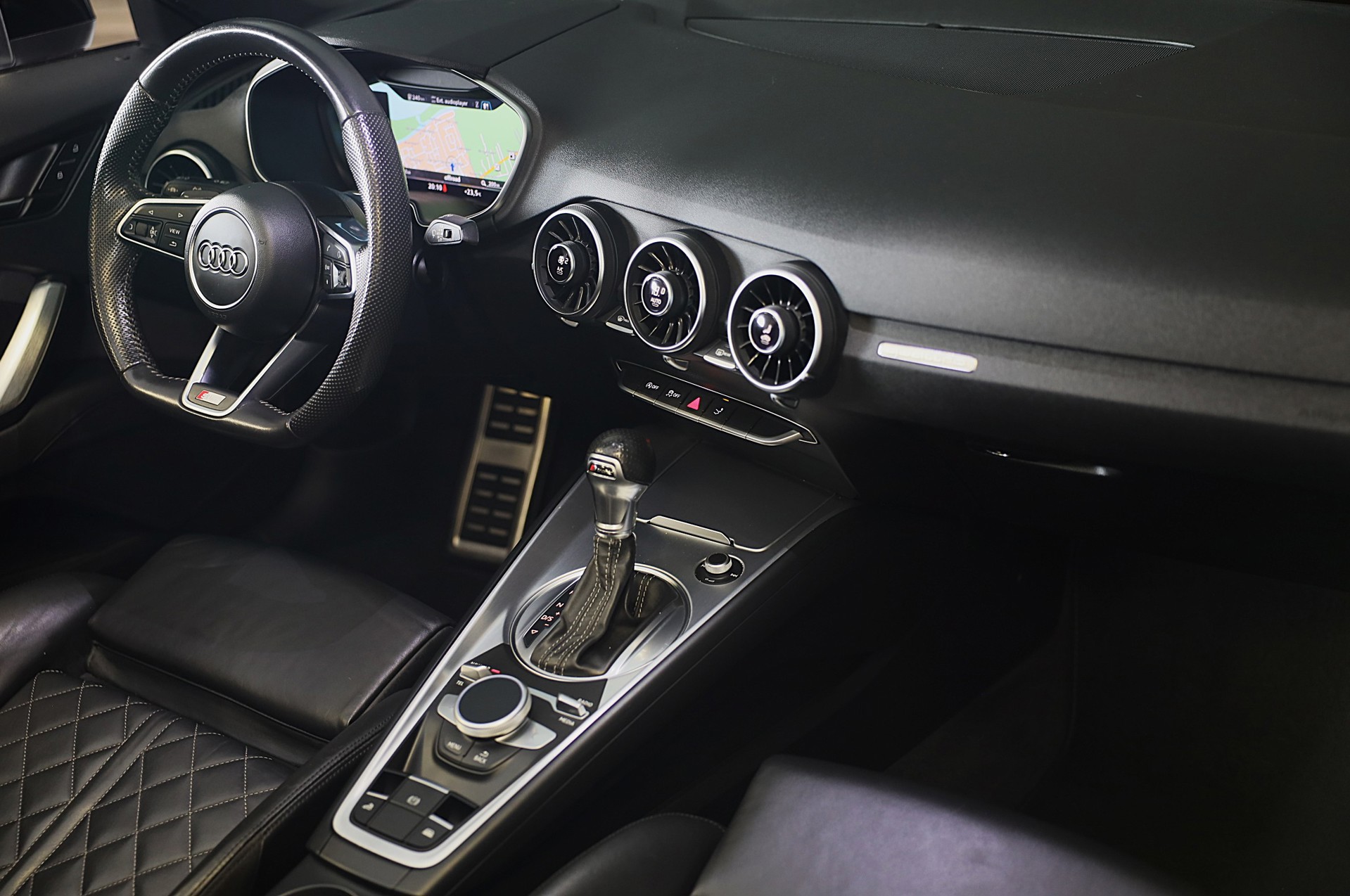 Foto van Audi TT Roadster