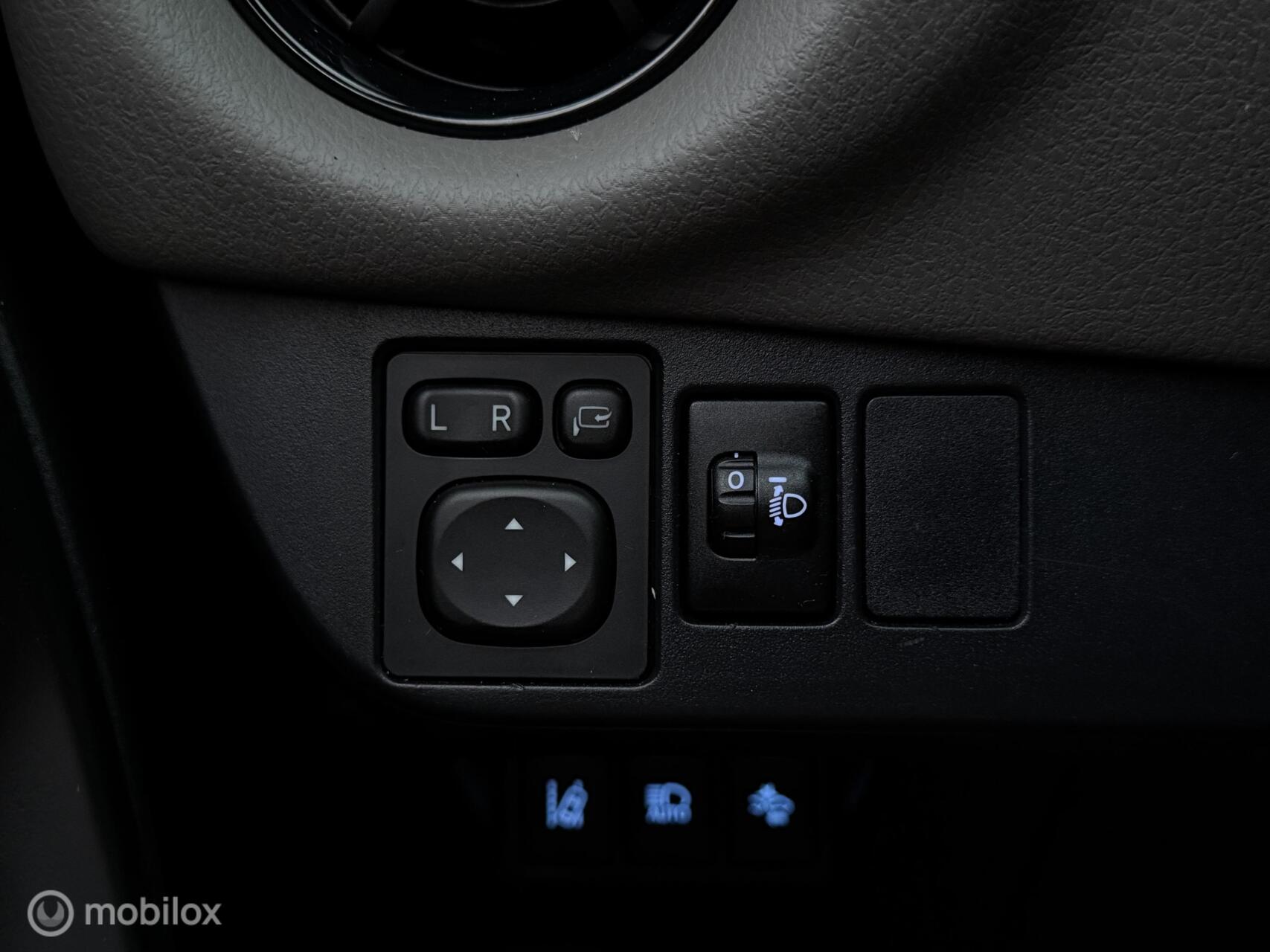 Foto van Toyota Toyota Yaris Hybrid