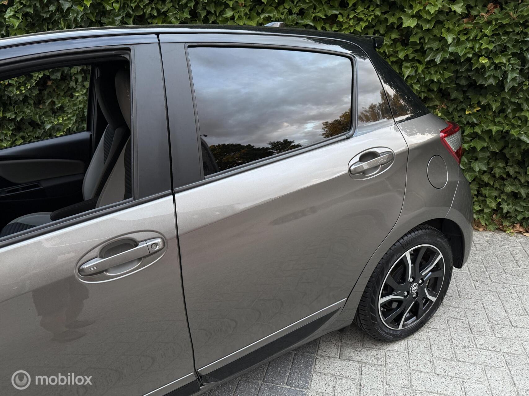 Foto van Toyota Toyota Yaris Hybrid