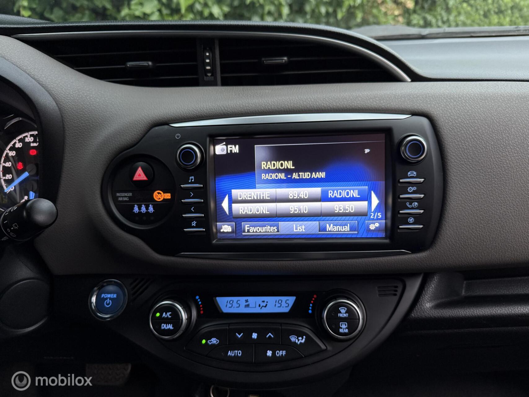 Foto van Toyota Toyota Yaris Hybrid