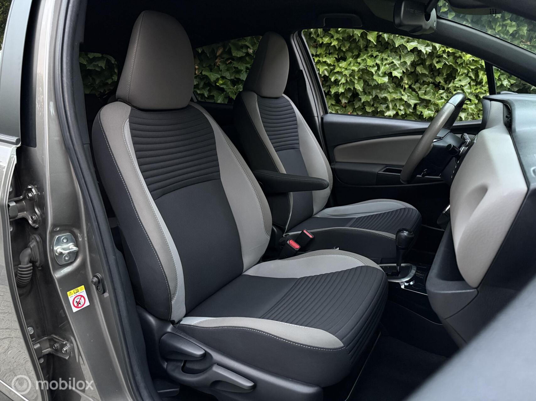 Foto van Toyota Toyota Yaris Hybrid