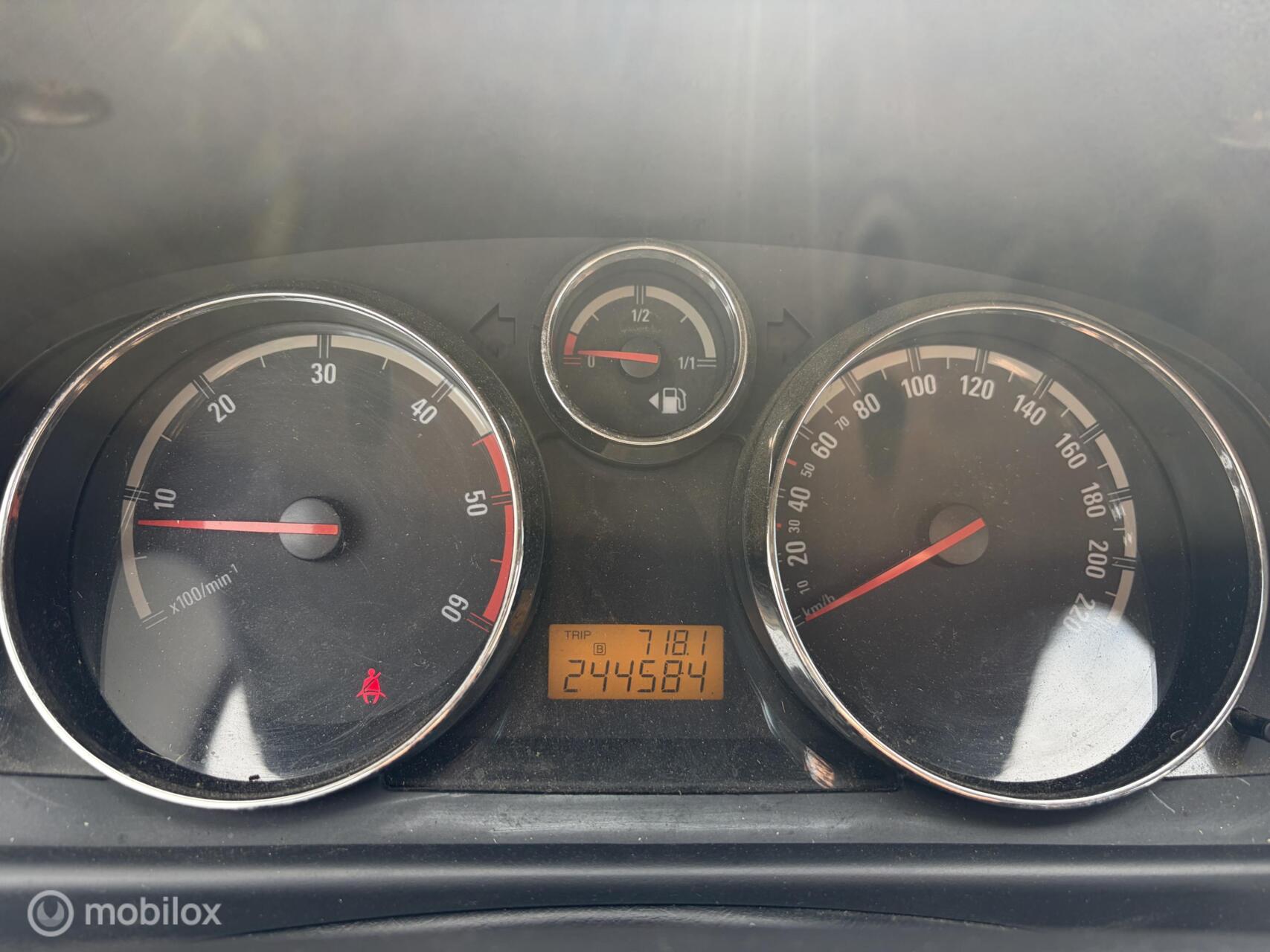 Foto van Opel Antara