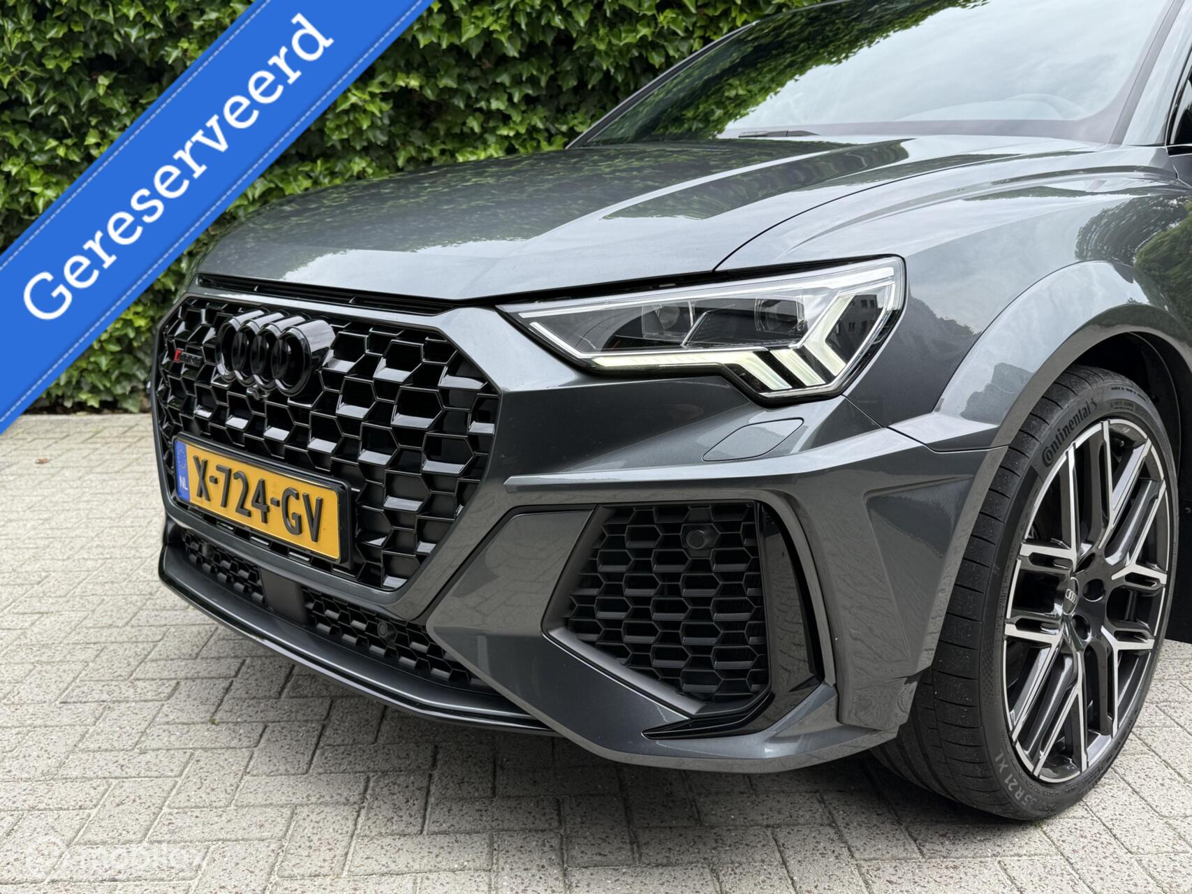 Foto van Audi RS Q3 Sportback