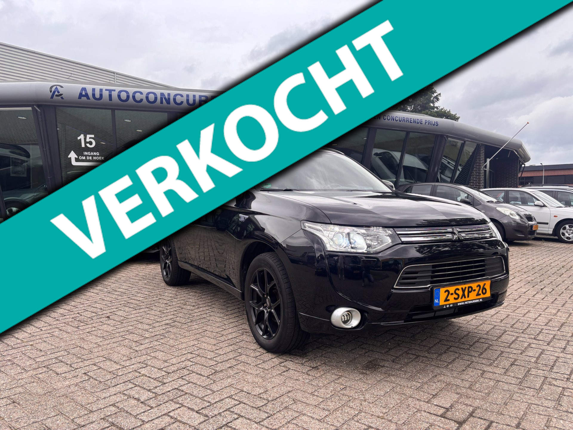 Mitsubishi Mitsubishi Outlander 2.0 PHEV Instyle, Carplay,  Leder, Dakje, Inruil mogelijk. 2013 - voorkant