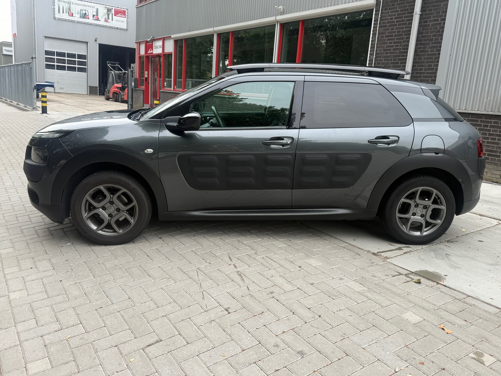 Foto van Citroen C4 Cactus
