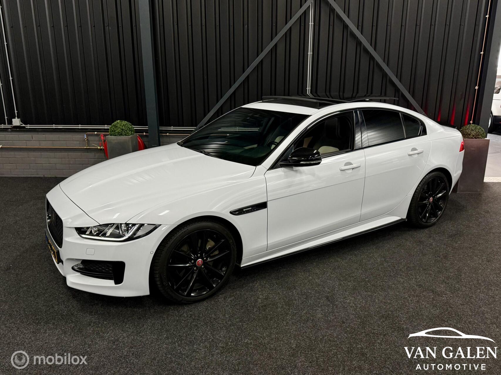 Foto van Jaguar Jaguar Xe