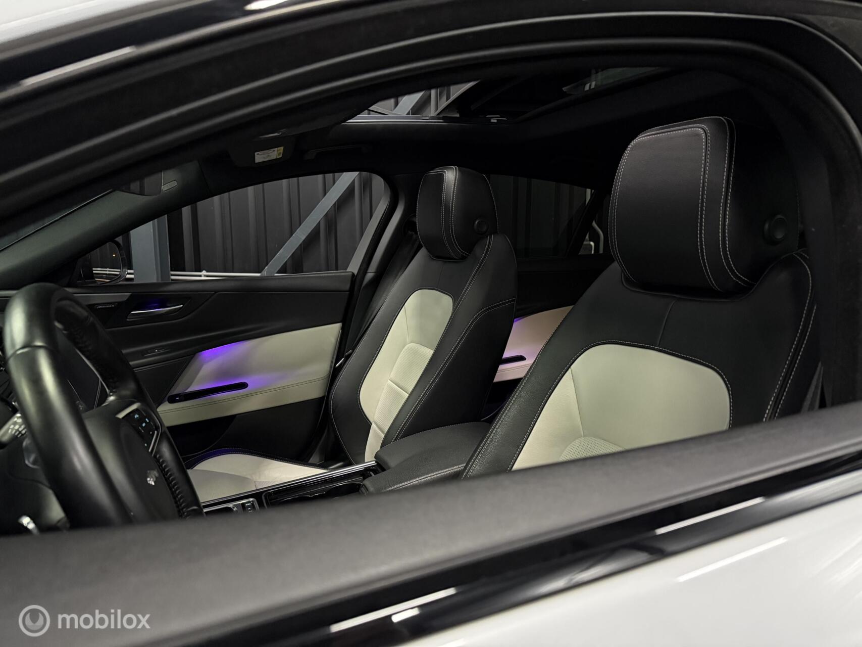 Foto van Jaguar Jaguar Xe