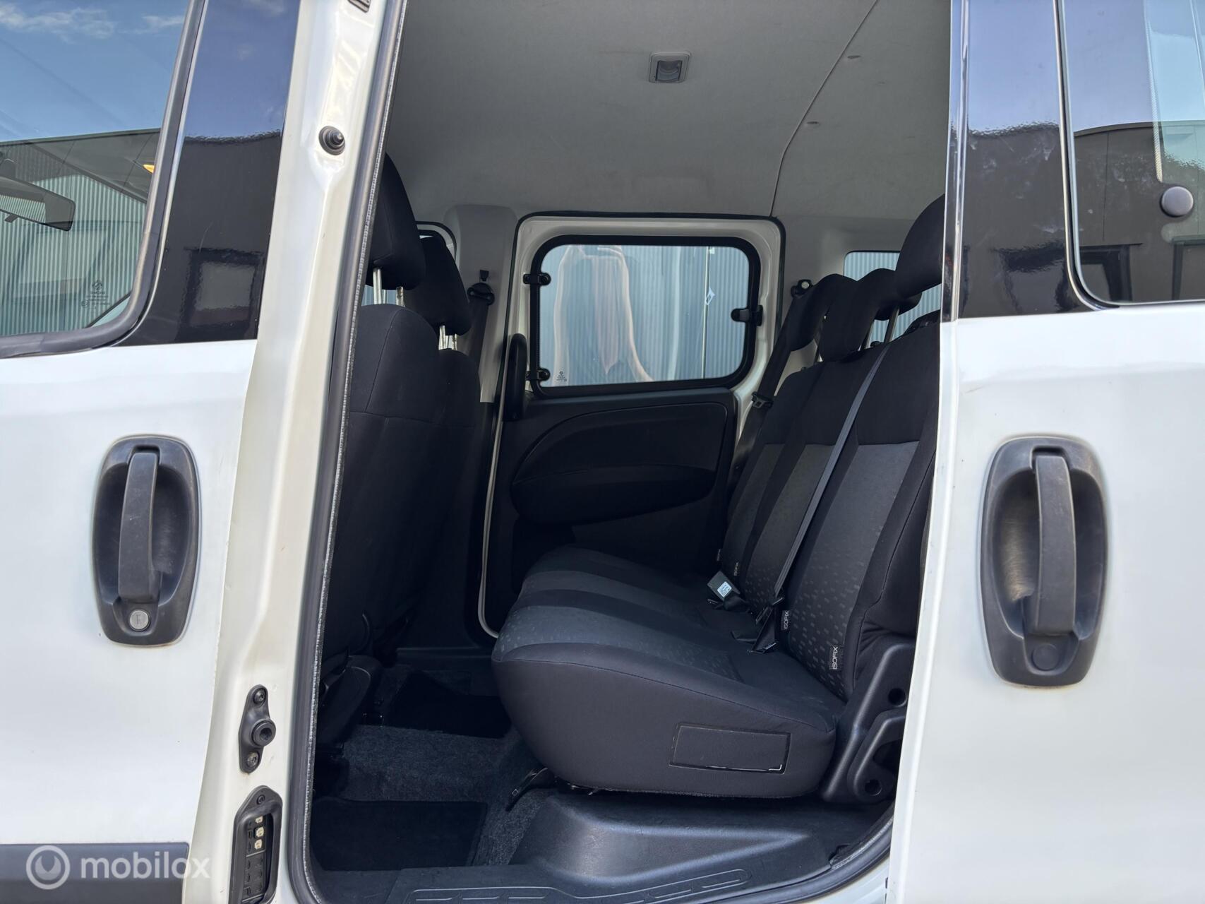 Foto van Opel Combo Tour