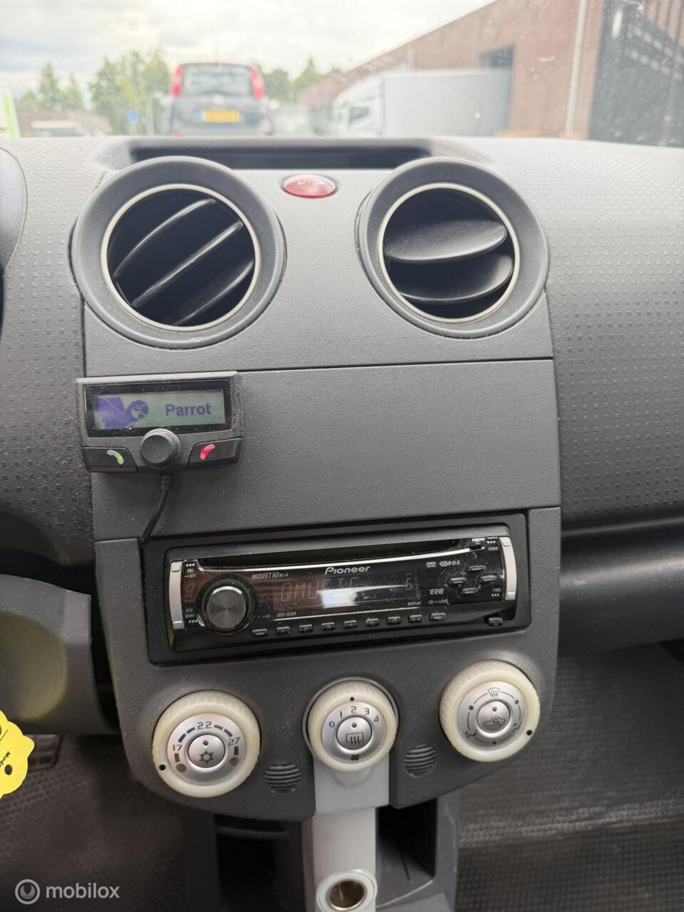 Foto van Mitsubishi Mitsubishi Colt