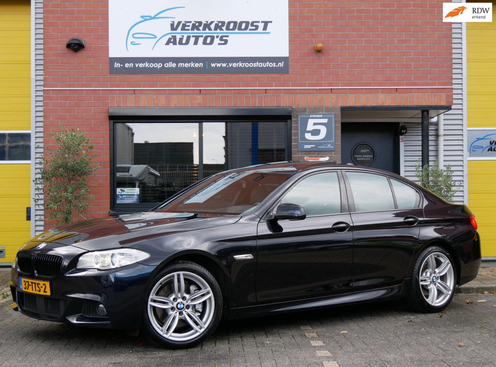 BMW 528i 528i High Executive m-pakket. schuifdak. memory 2011 - voorkant