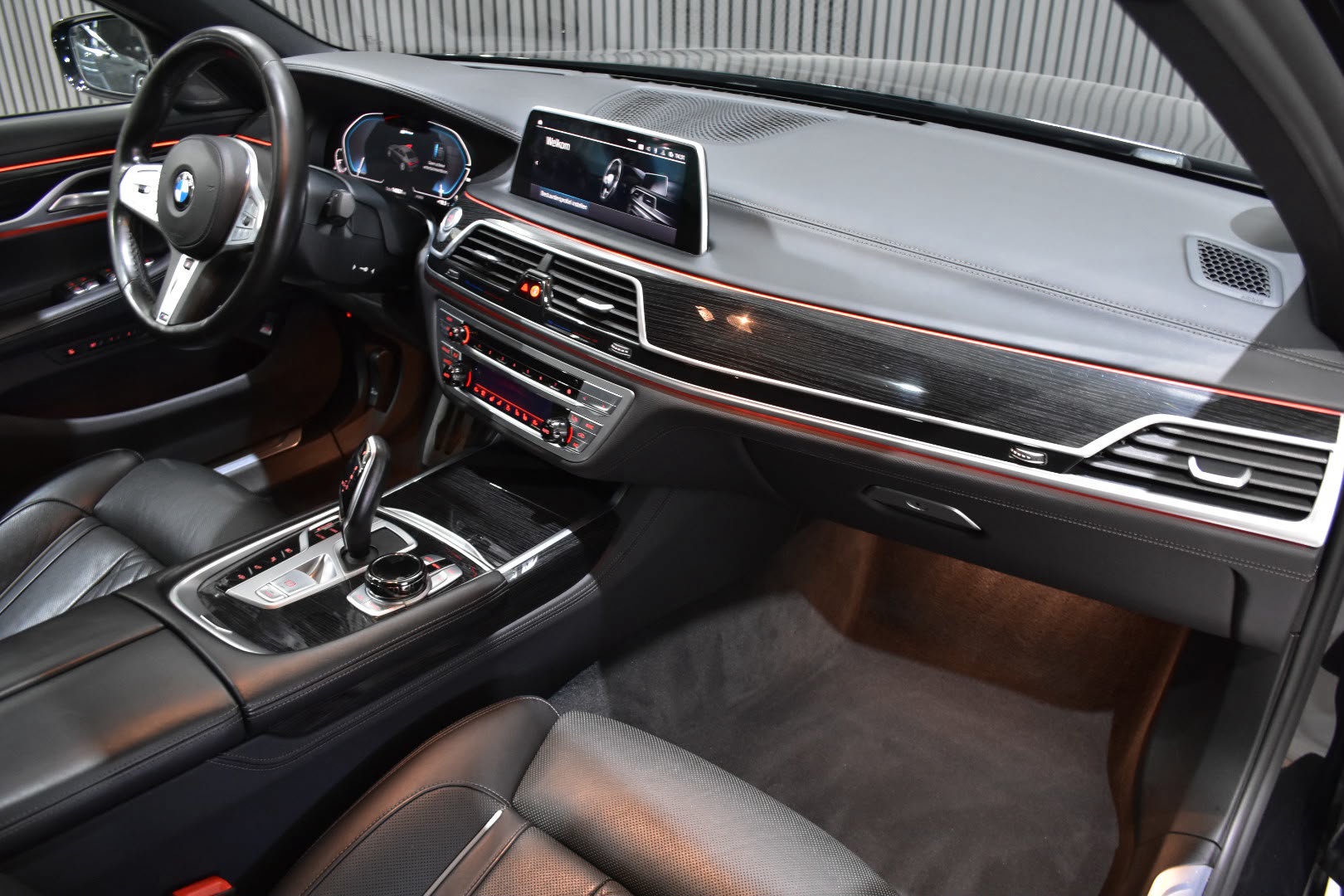 Foto van BMW 745le
