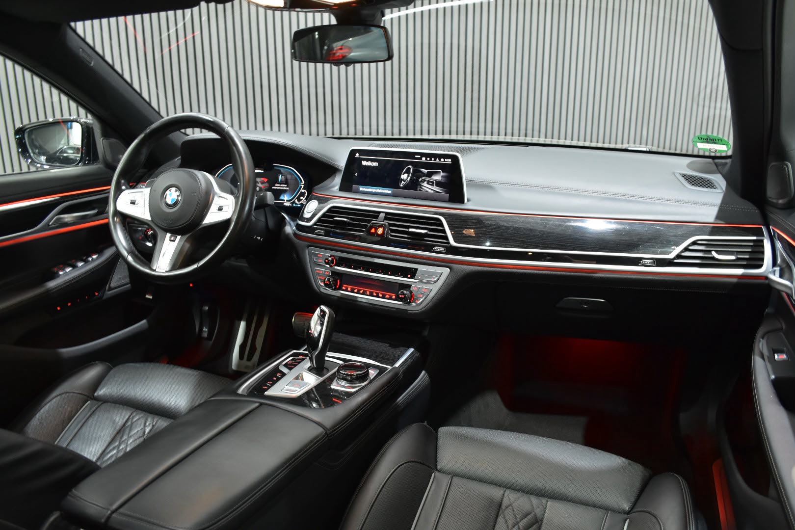 Foto van BMW 745le