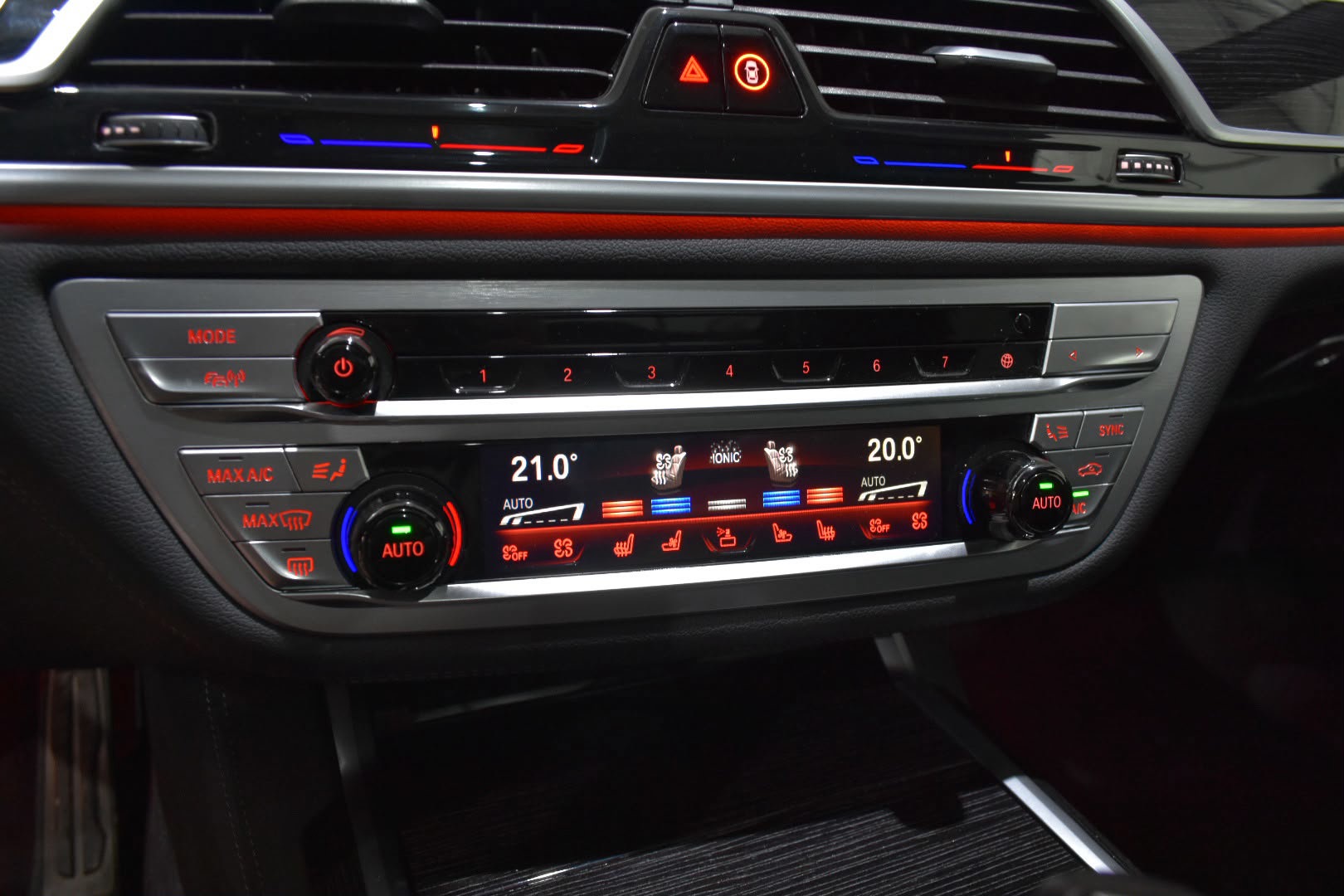 Foto van BMW 745le