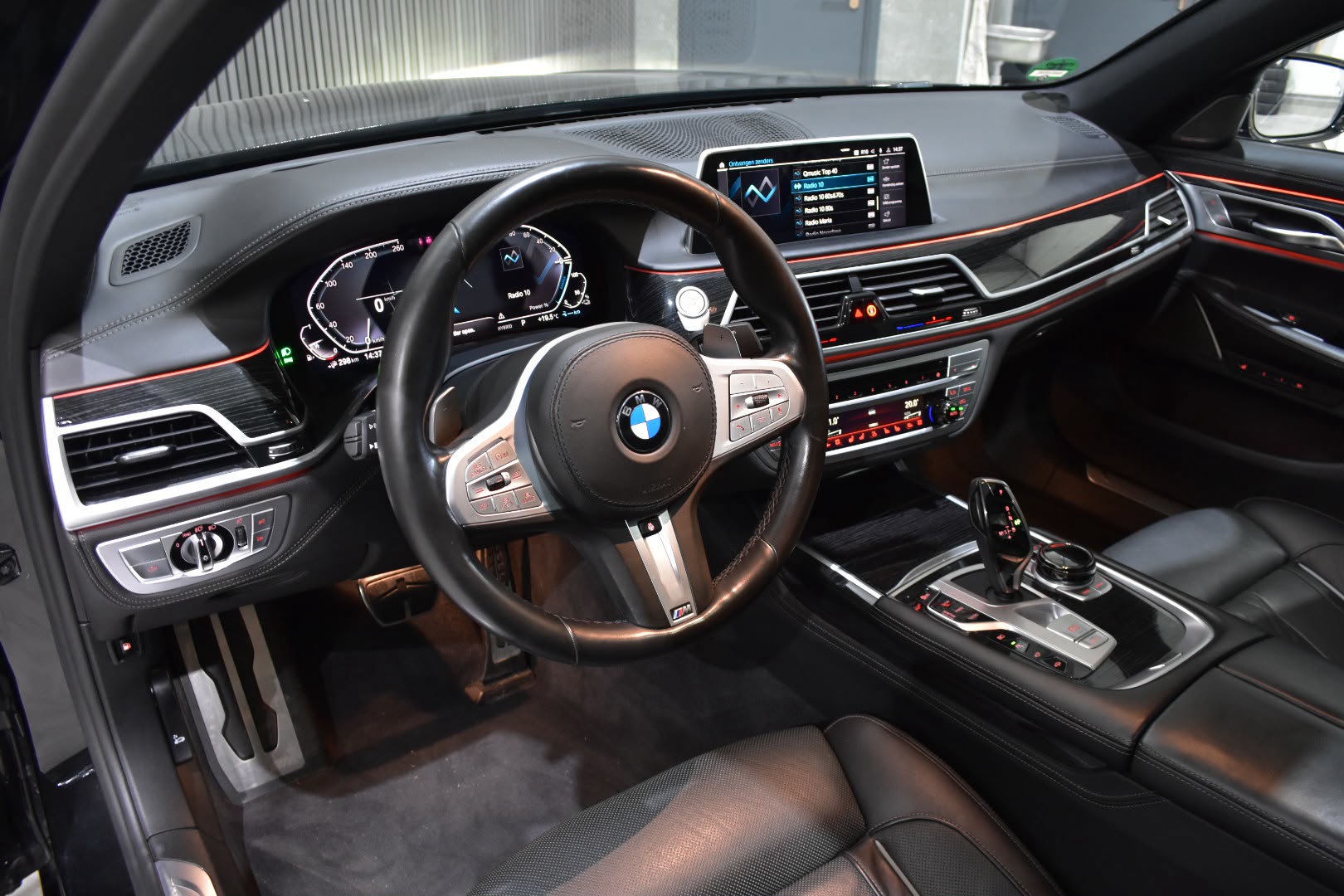 Foto van BMW 745le