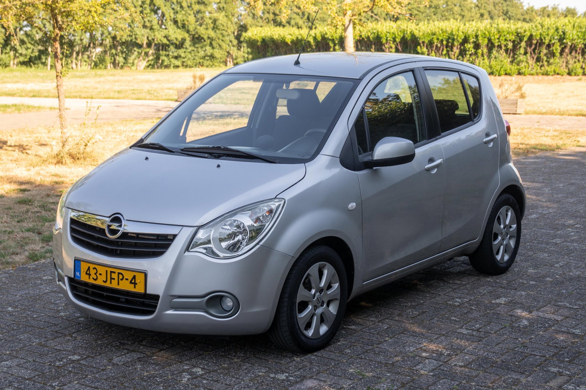 Foto van Opel Agila