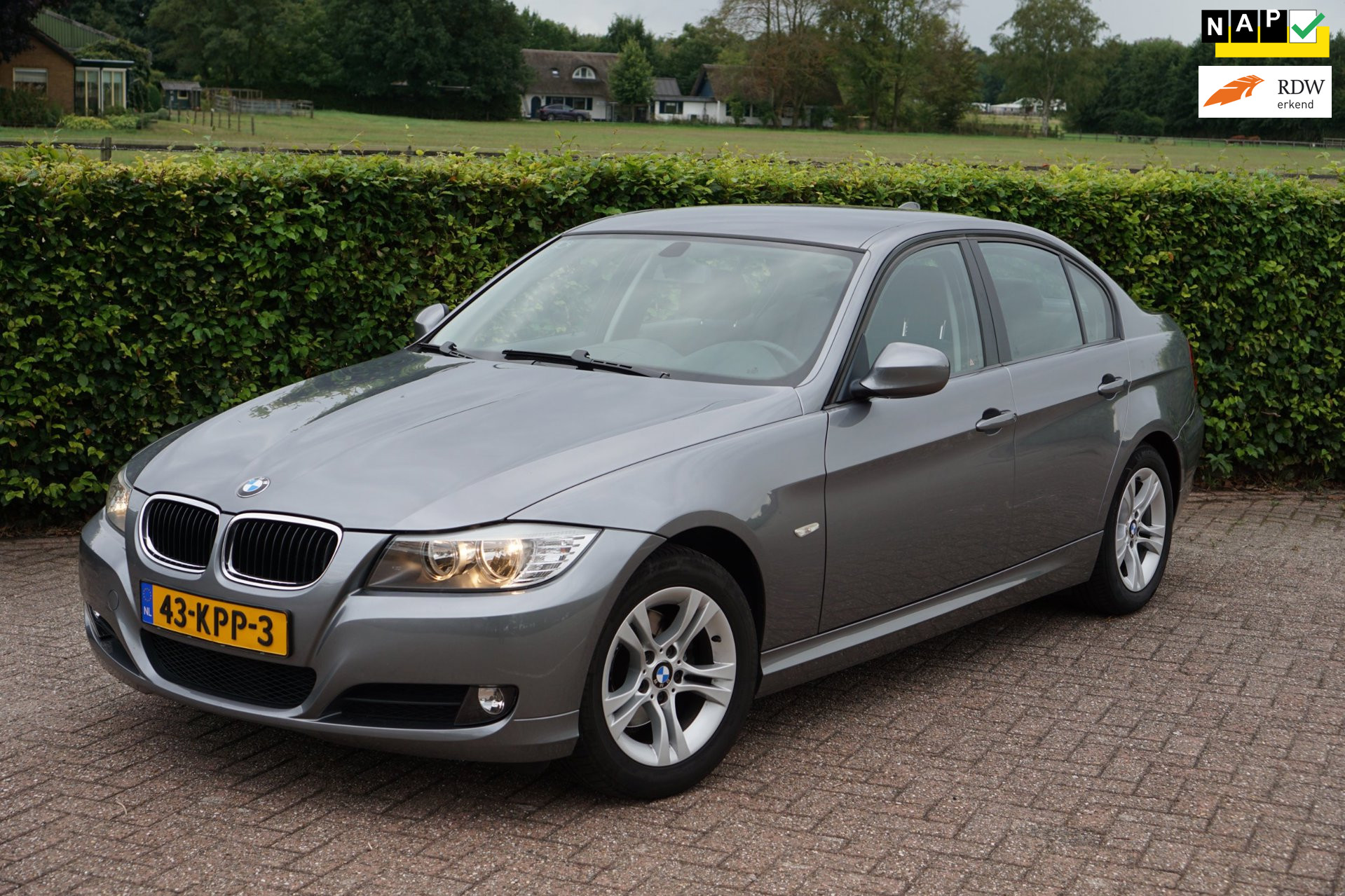 BMW 3-serie 316i Business Line 2010 - voorkant