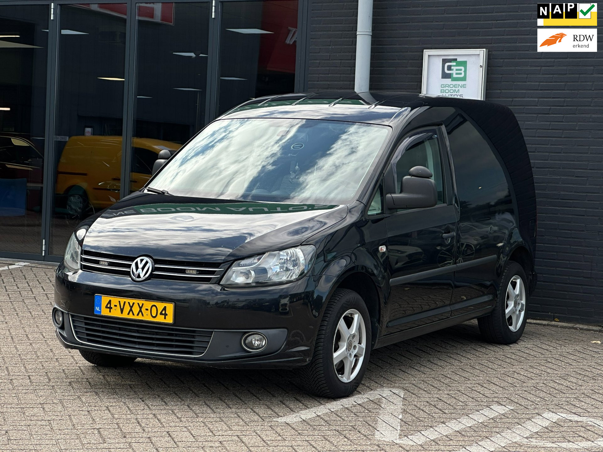 Volkswagen Caddy 1.6 TDI Maxi/AIRCO/AUTOMAAT/TREKHAAK 2012 - voorkant