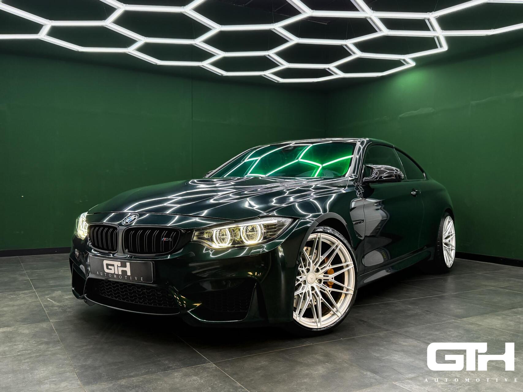 BMW M4 M4 Carbon | H/K | Head-up | 360-Cam | NAP 2015 - voorkant