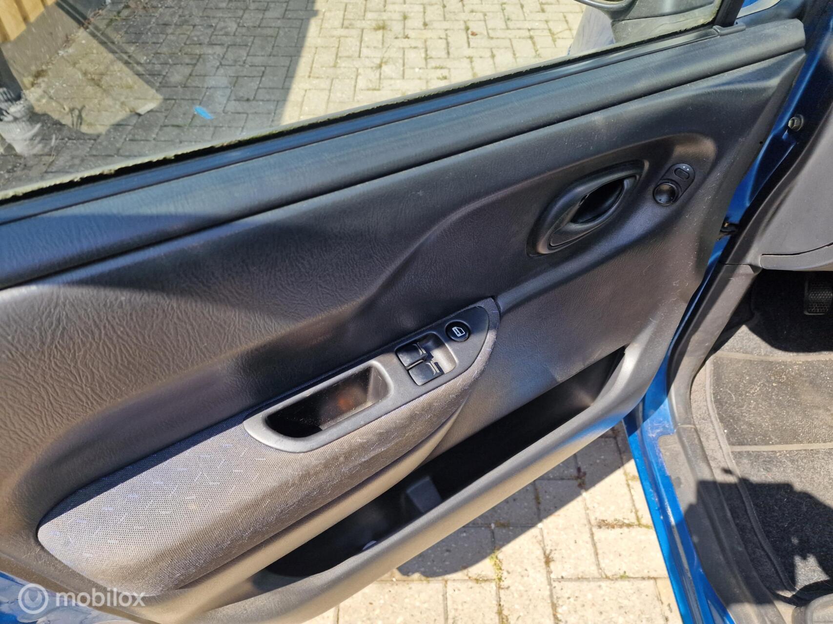 Foto van Suzuki Wagon R