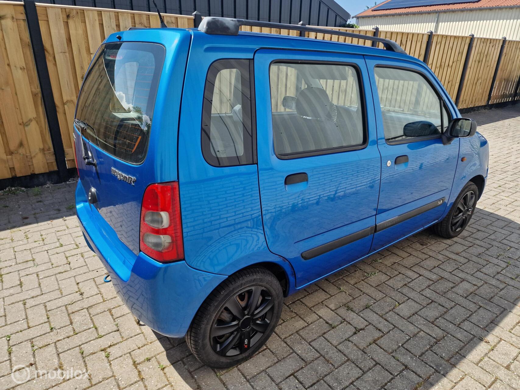 Foto van Suzuki Wagon R
