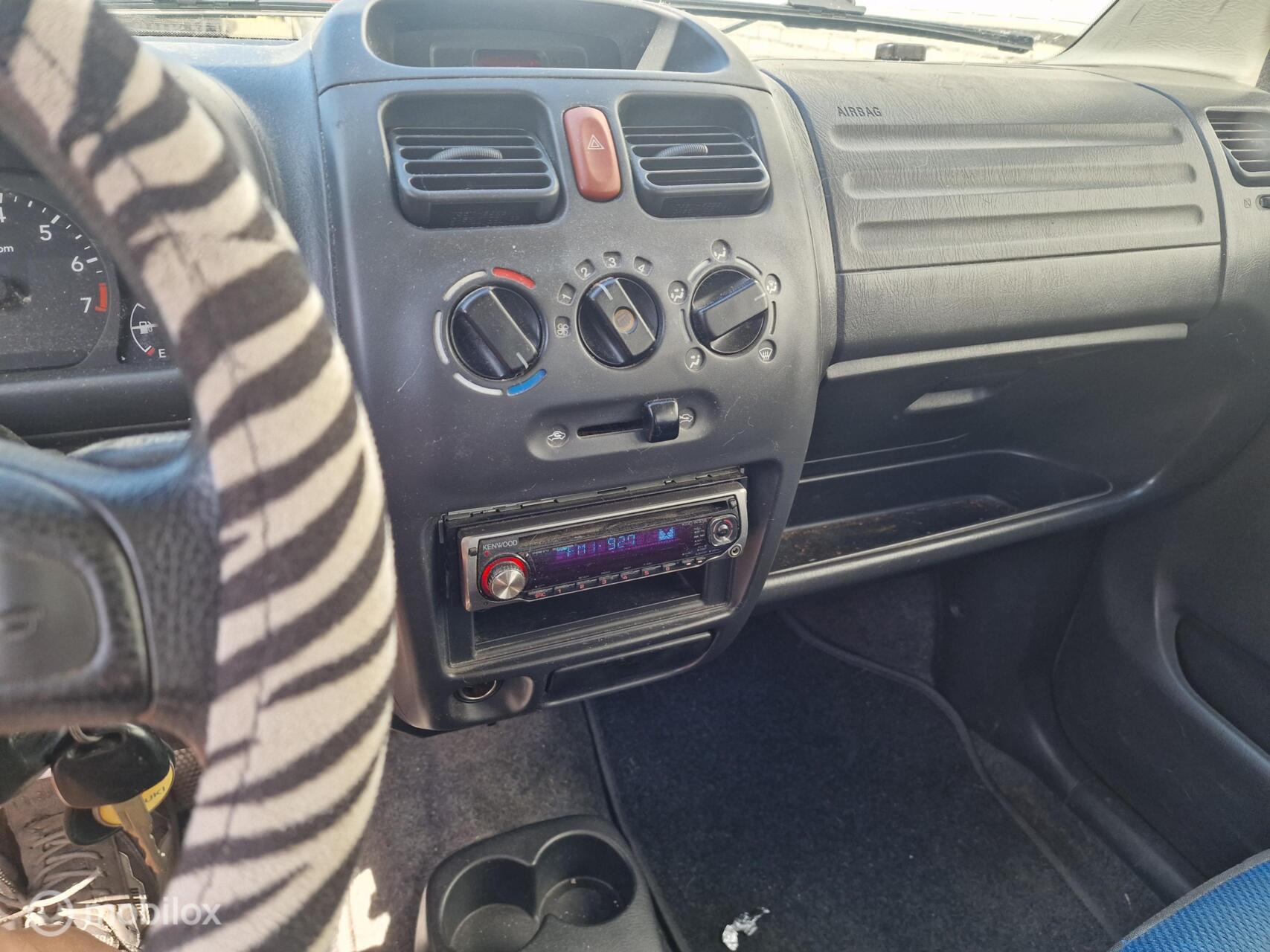 Foto van Suzuki Wagon R