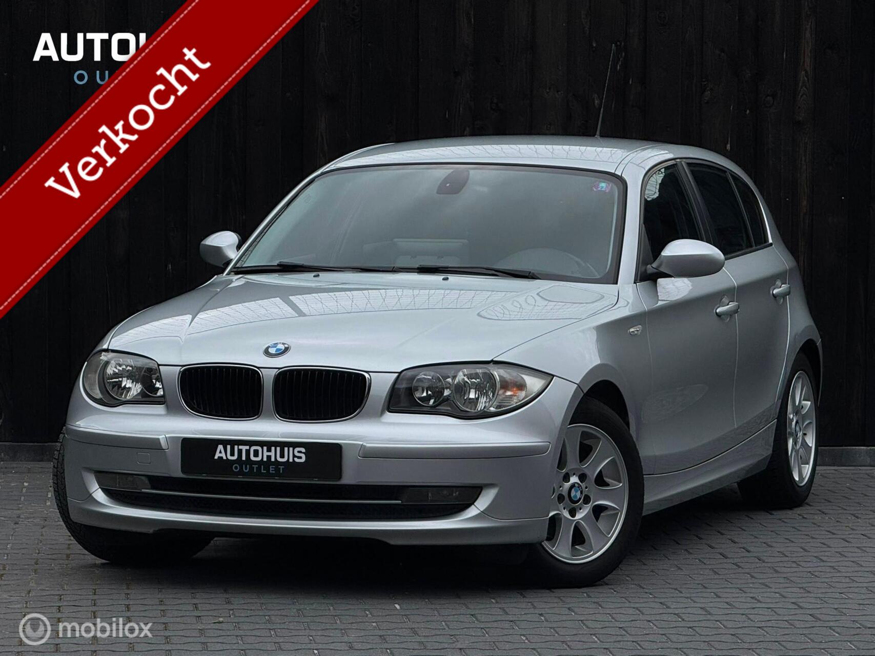 BMW 1er Reihe 118i Business Line 2009 - voorkant