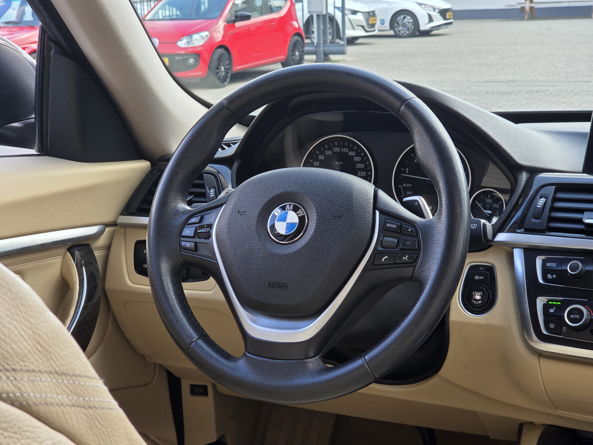 Foto van BMW 320i
