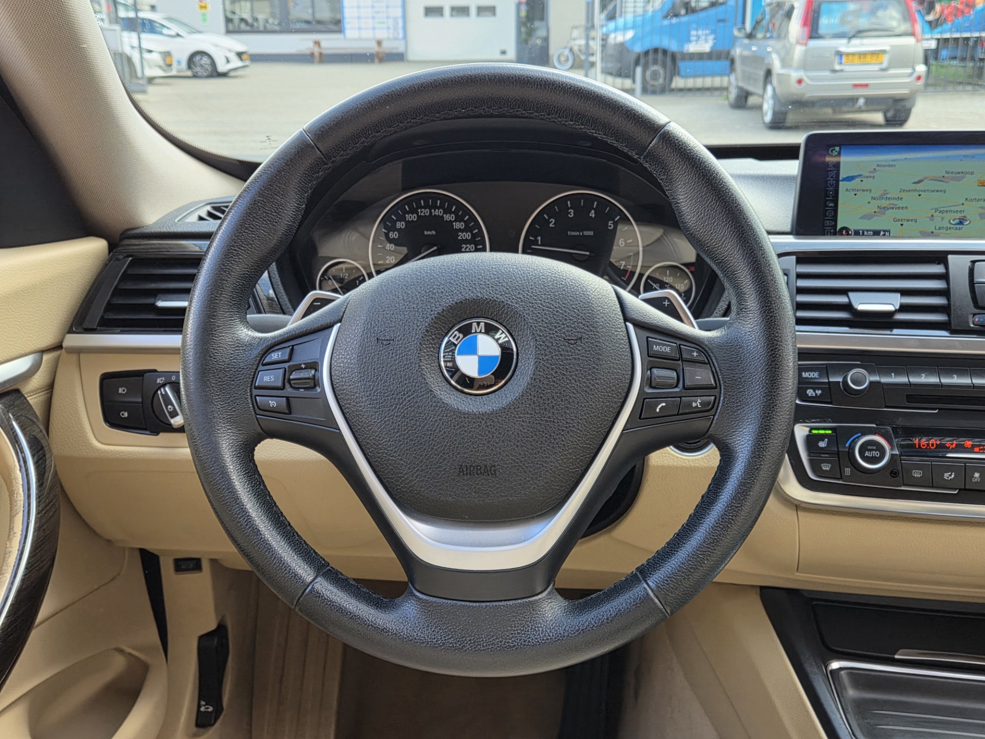 Foto van BMW 320i