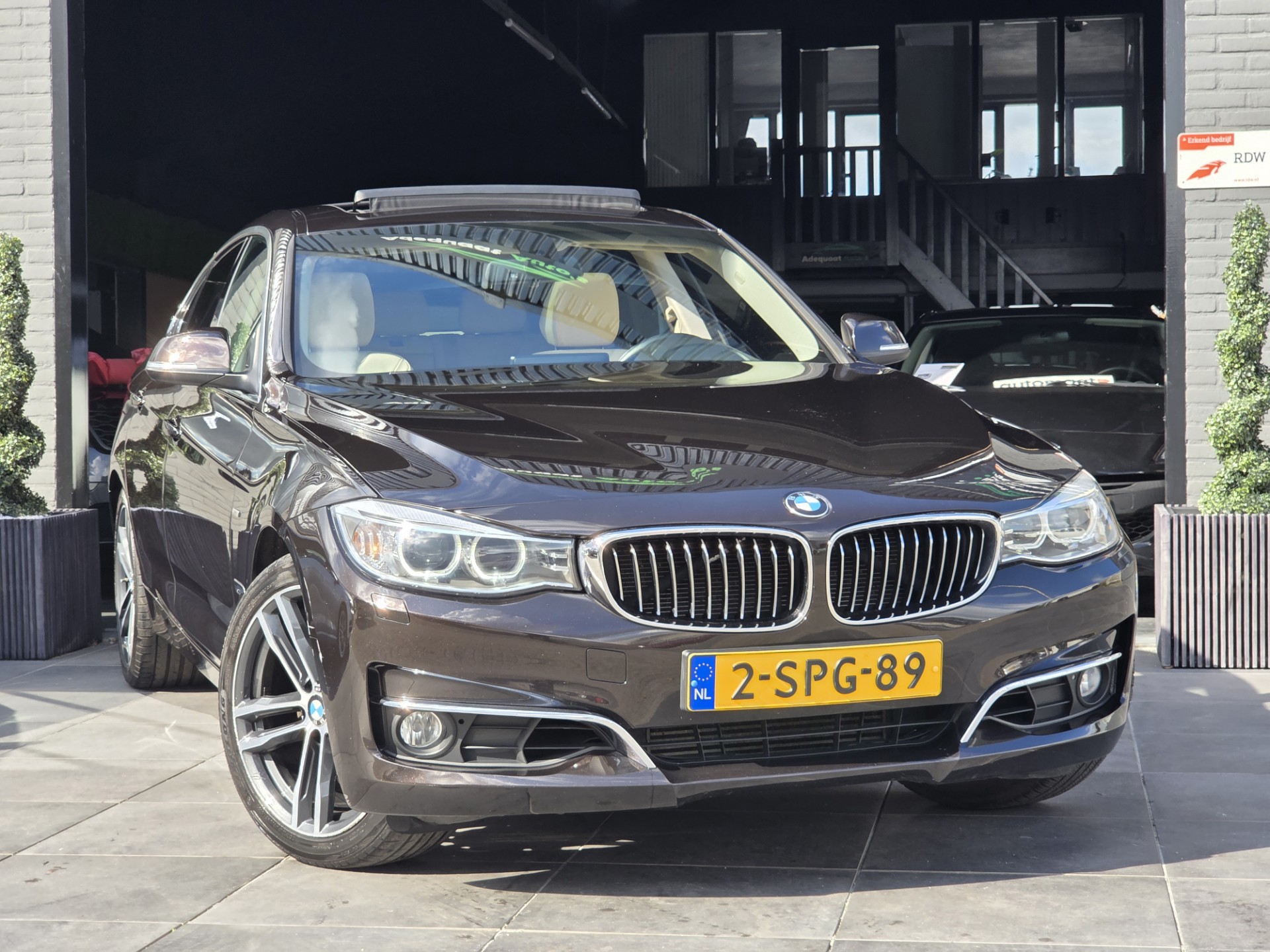 Foto van BMW 320i