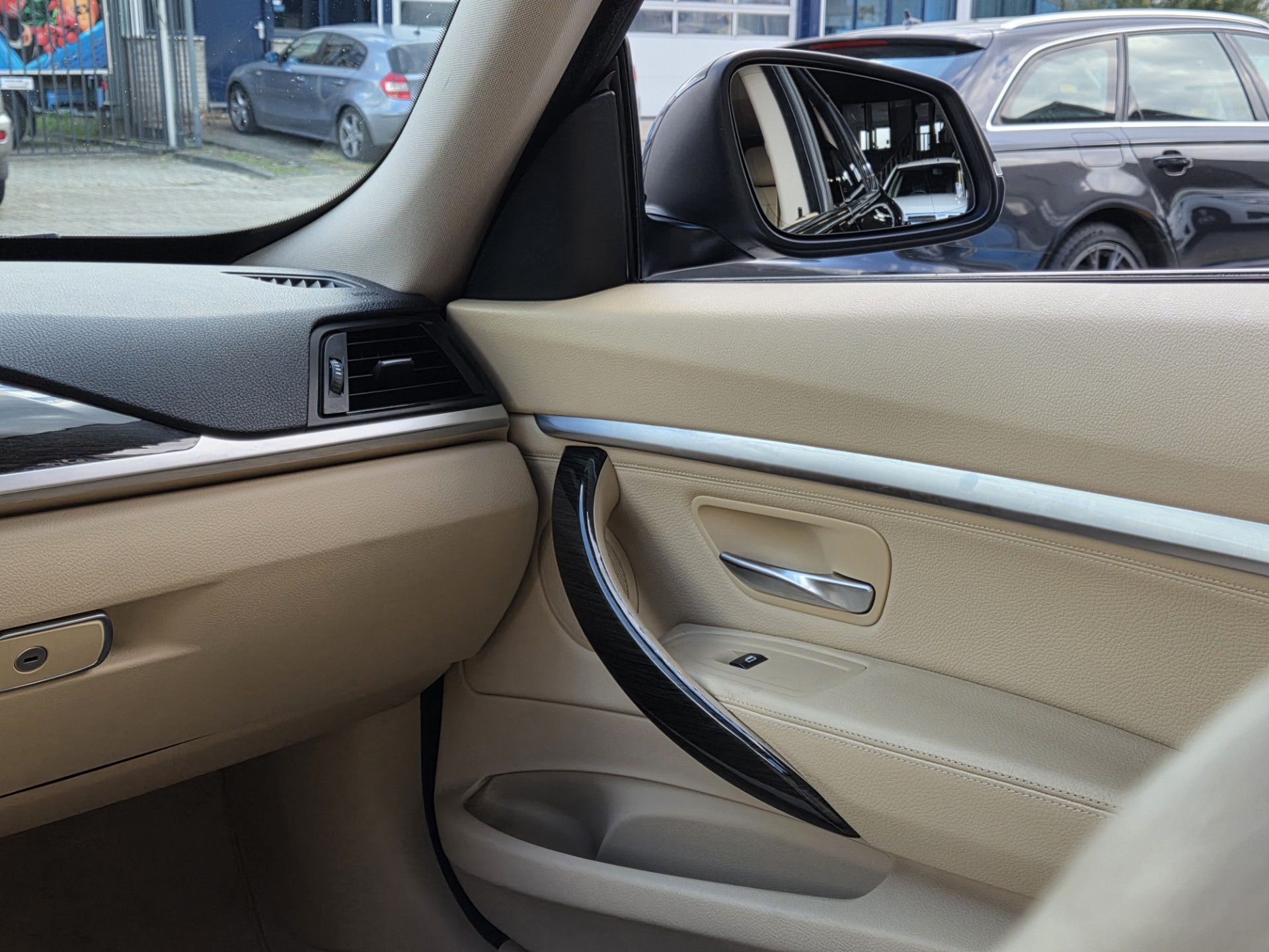 Foto van BMW 320i