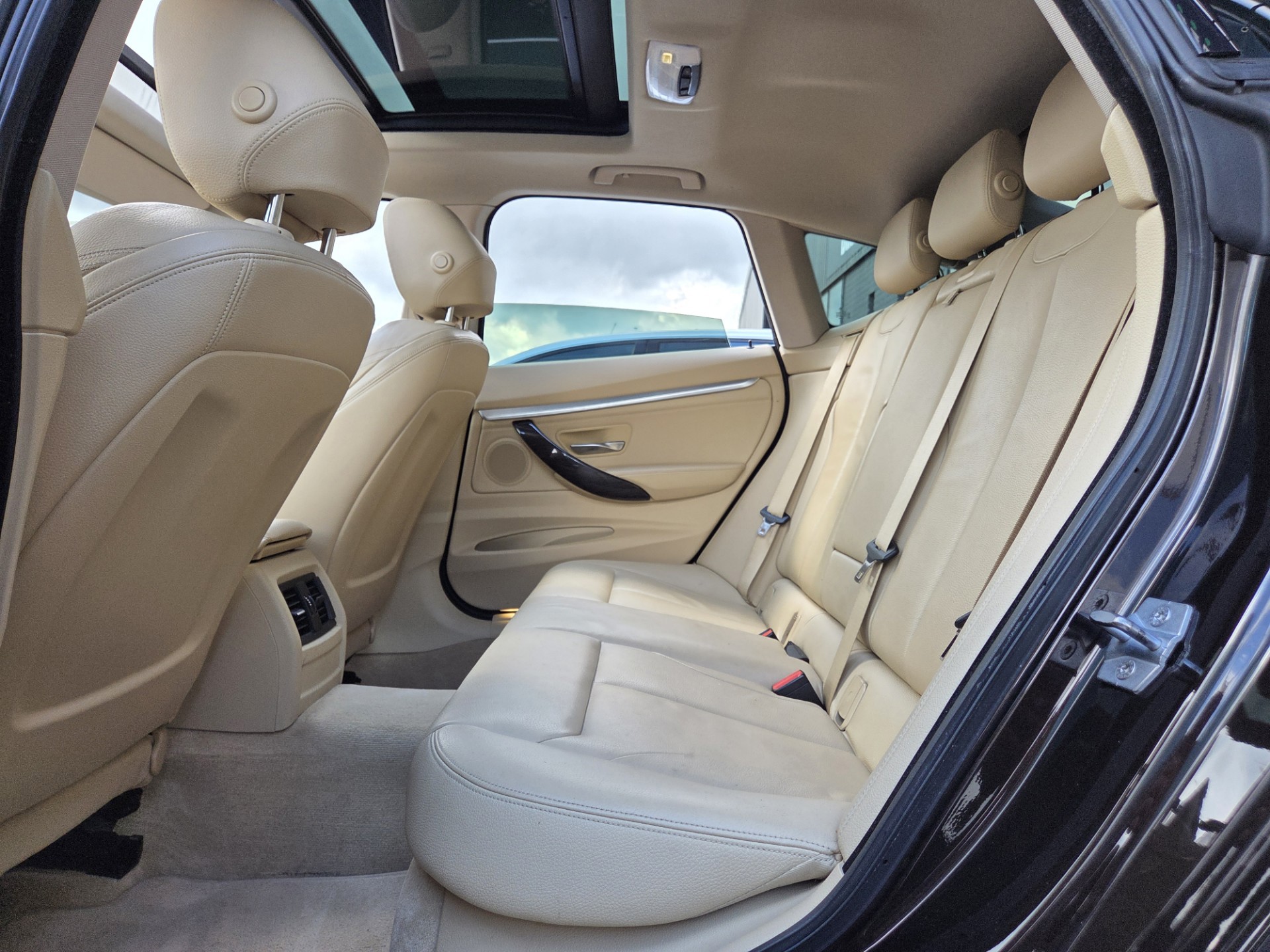 Foto van BMW 320i