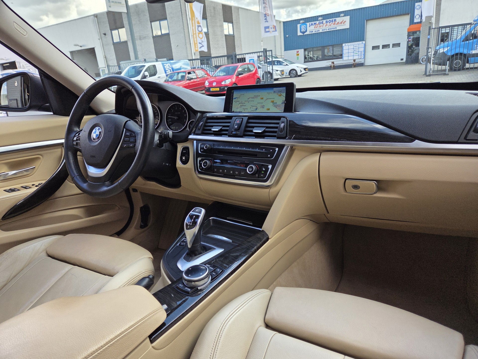 Foto van BMW 320i