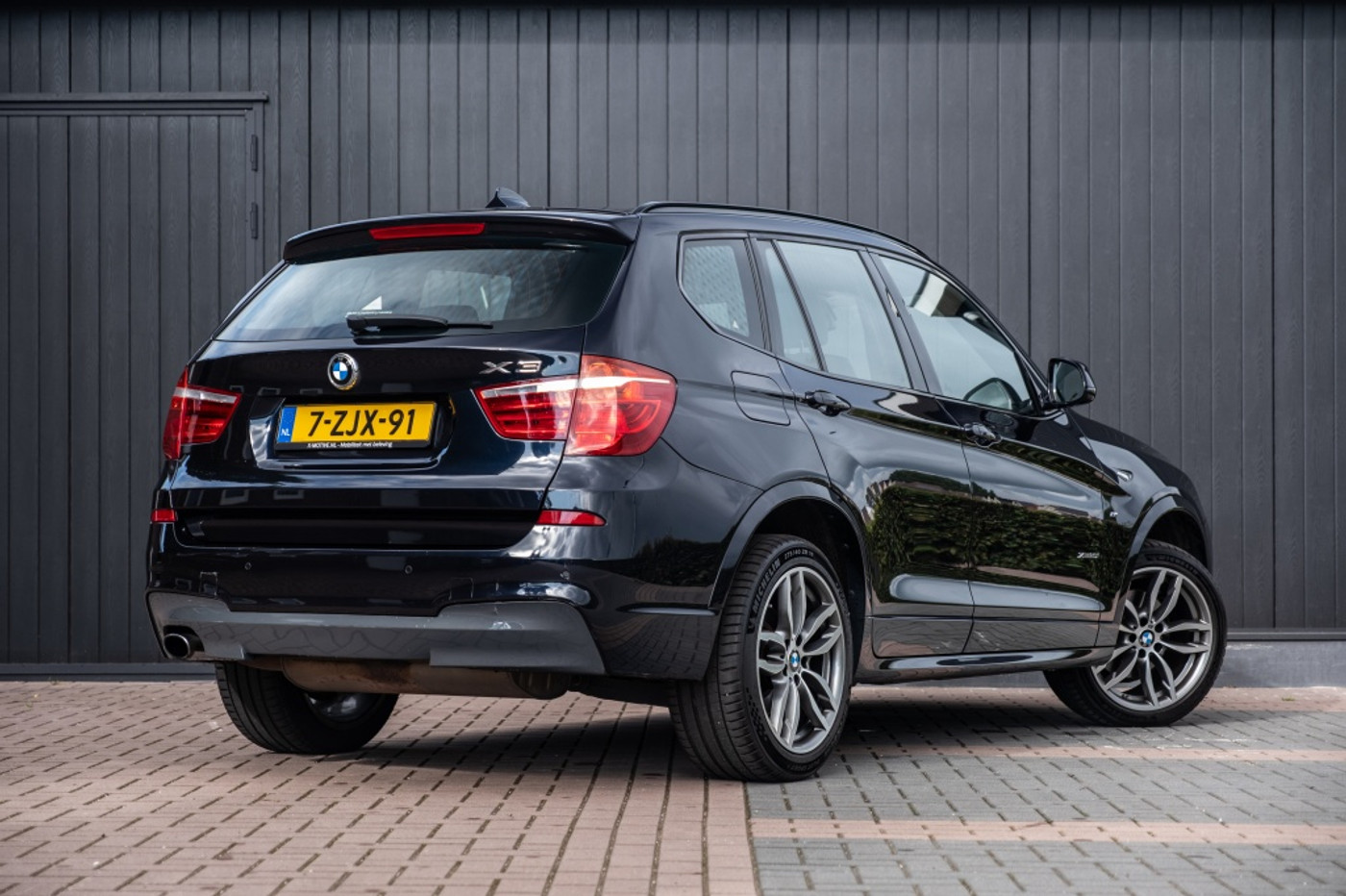 Foto van BMW X3 Xdrive20i