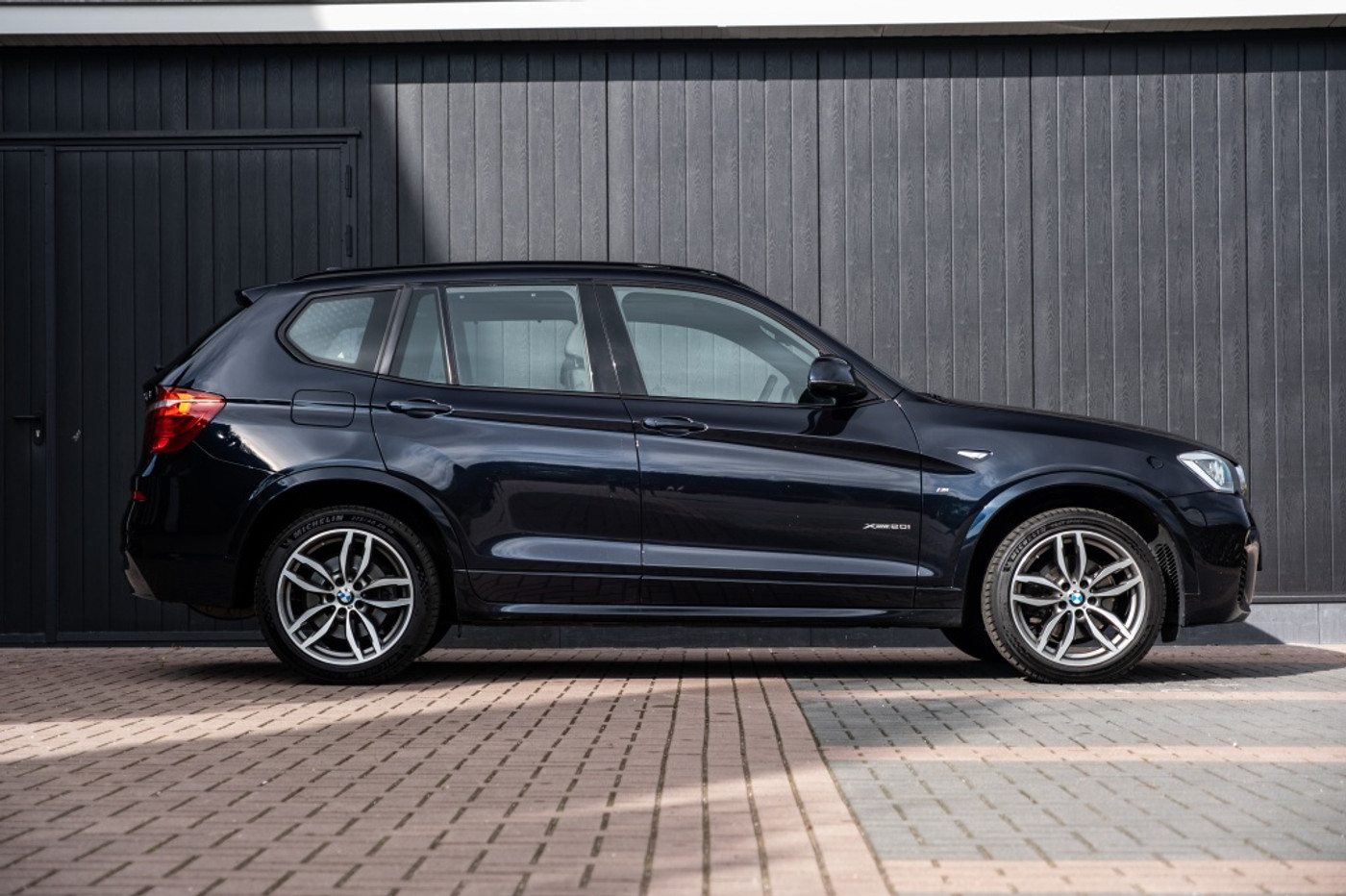 Foto van BMW X3 Xdrive20i